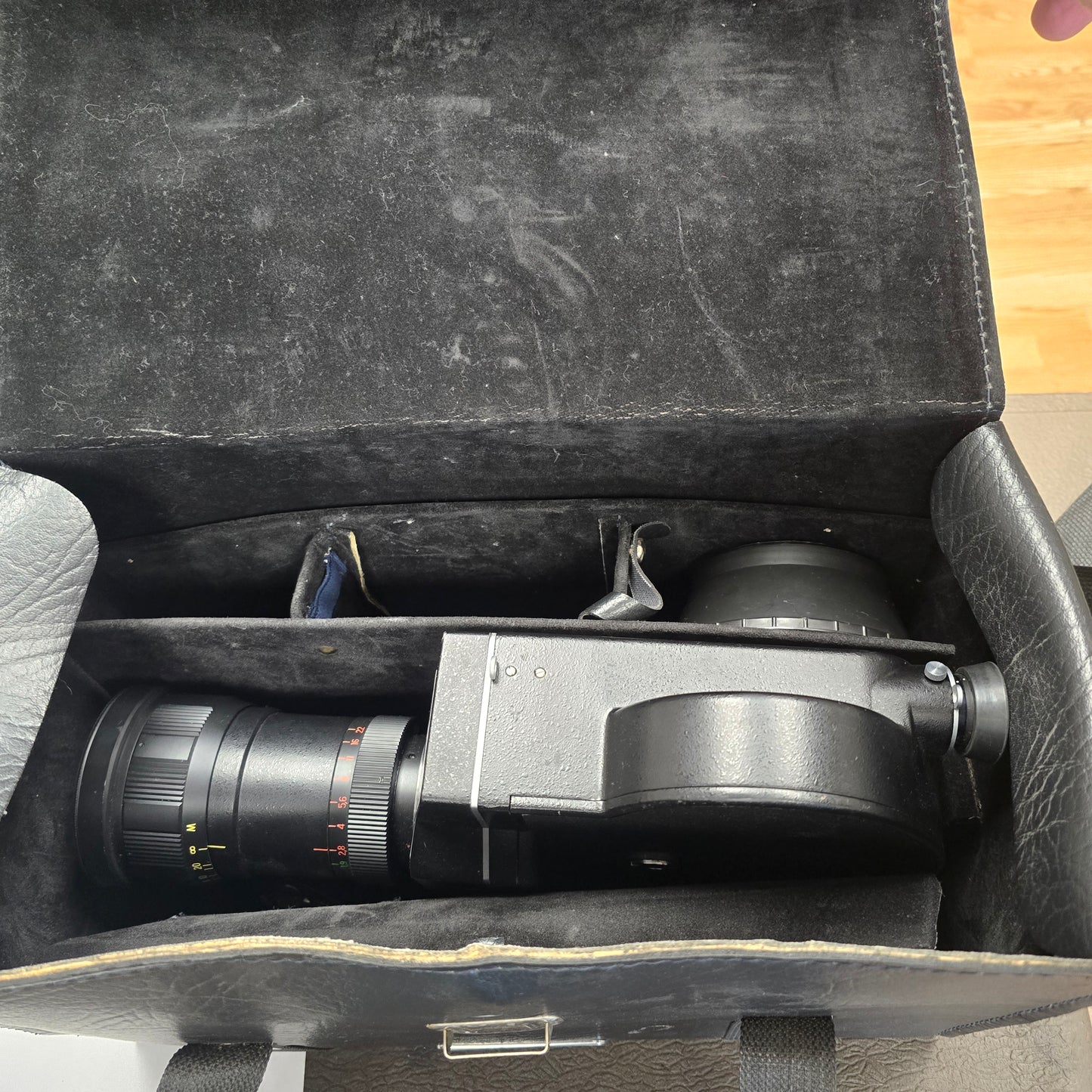 Krasnogorsk K-3 Super 16mm Camera S# 8702973 w/ Meteor 17-69mm Zoom lens S# 875659 with Case & Accessories