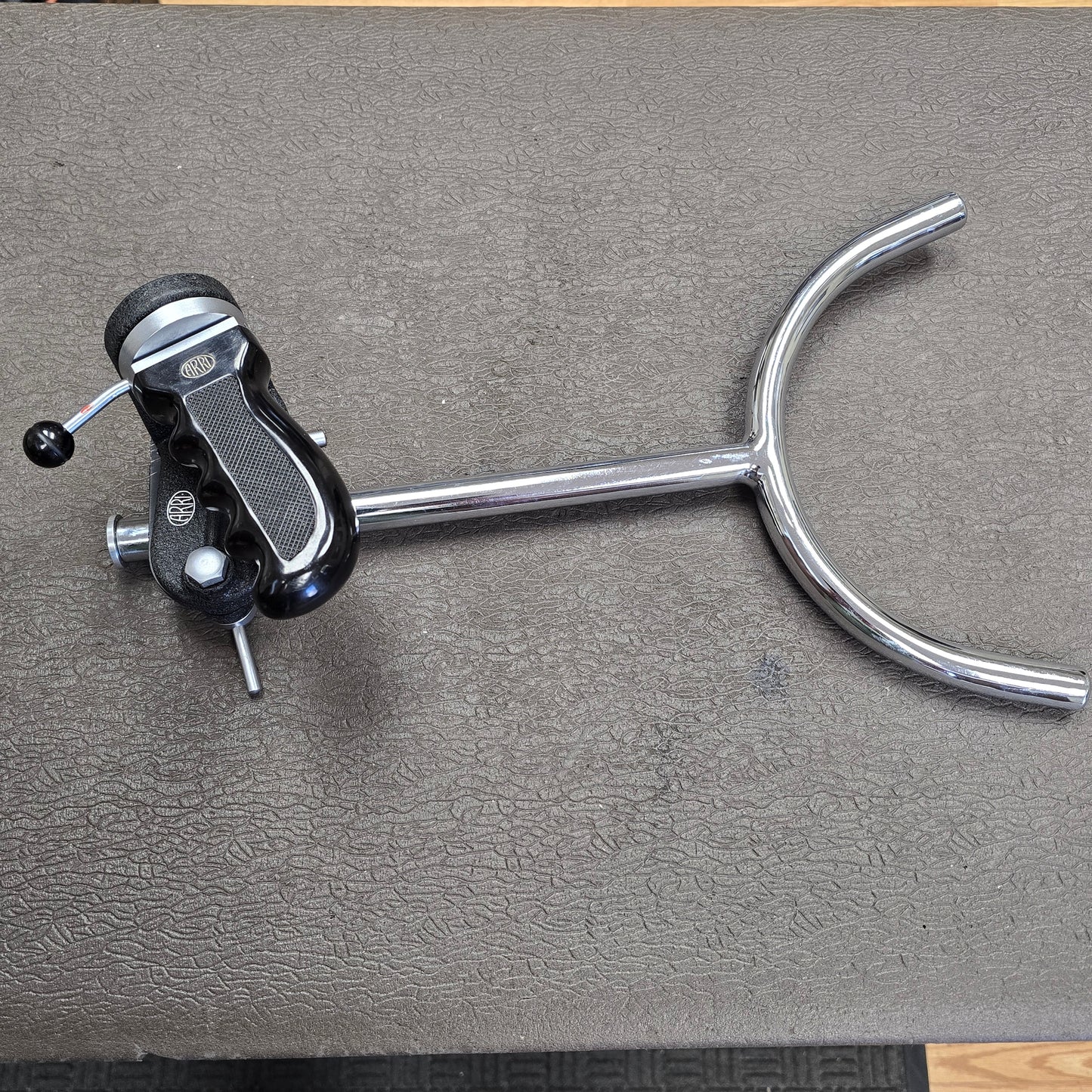 Arri Shoulder Support with Arri Pistol Grip Handgrip S# 870907