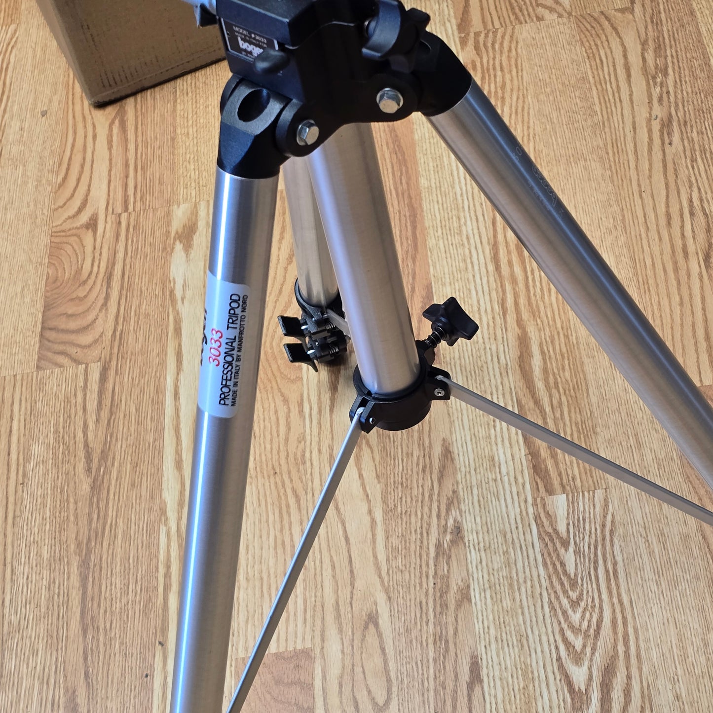 Bogen 3033 Professional Aluminum Tripod Legs