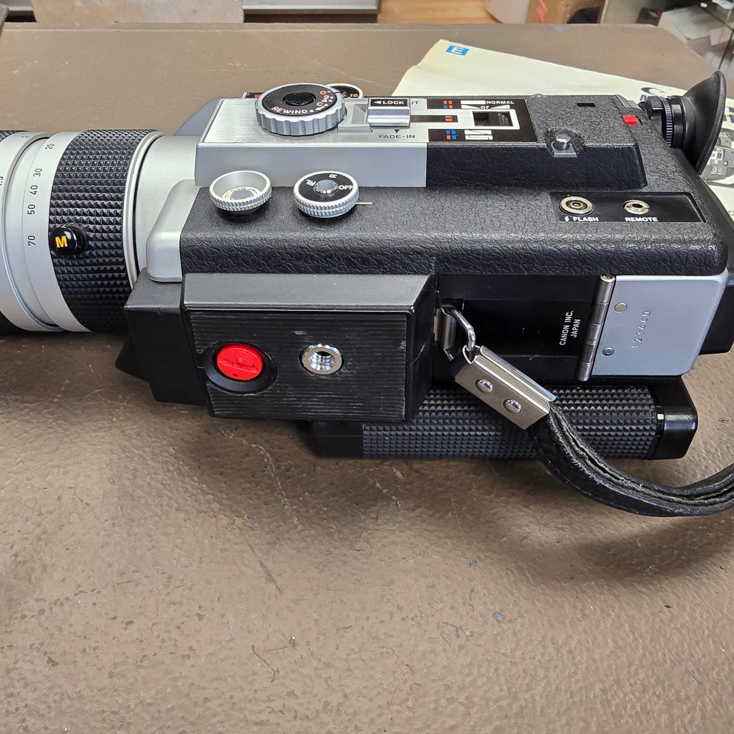 Canon 1014 Auto Zoom Electronic Super 8mm Camera S# 123440-126814