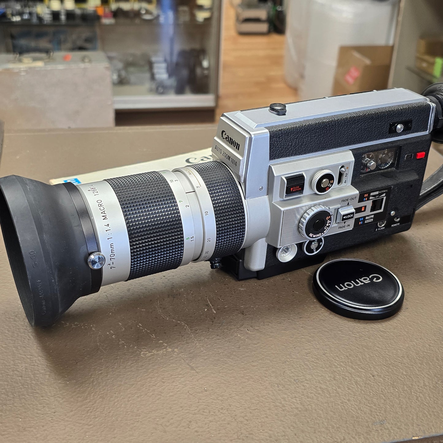 Canon 1014 Auto Zoom Electronic Super 8mm Camera S# 123440-126814