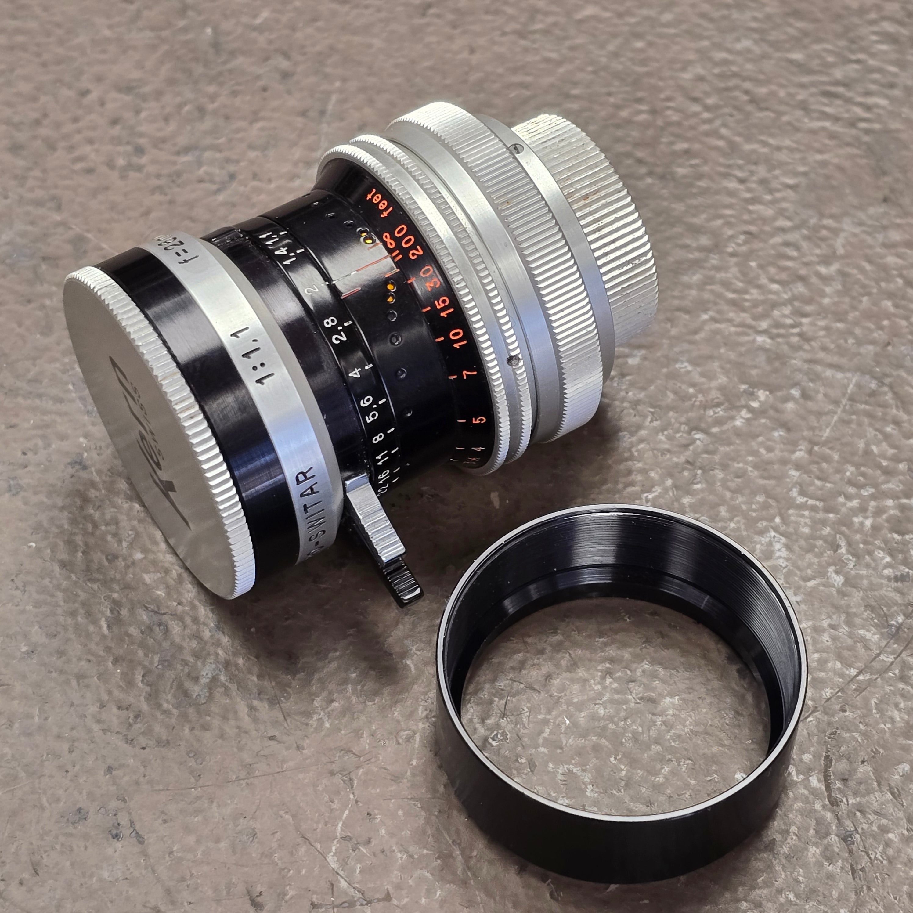 Switar 26mm Macro Preset f/1.1 H16 RX C-Mount Lens S# 1106671 – Du