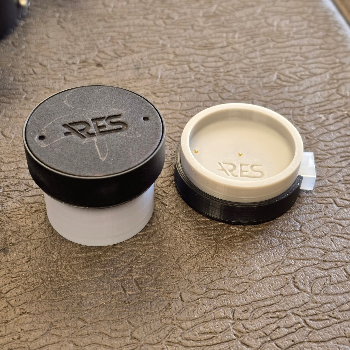 Beaulieu 4008 ZM2 Super 8mm Camera S# 910652 with Beaulieu-Optivaron Schneider-Kreuznach 6-66mm T1.8 Powered Zoom Lens S# 12136156