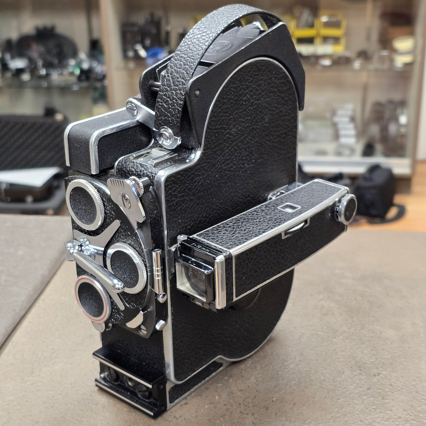 Bolex Super 16 REX 5 Camera body with 13x viewfinder & Padded Case S# 304674 (JK Meritex Conversion)