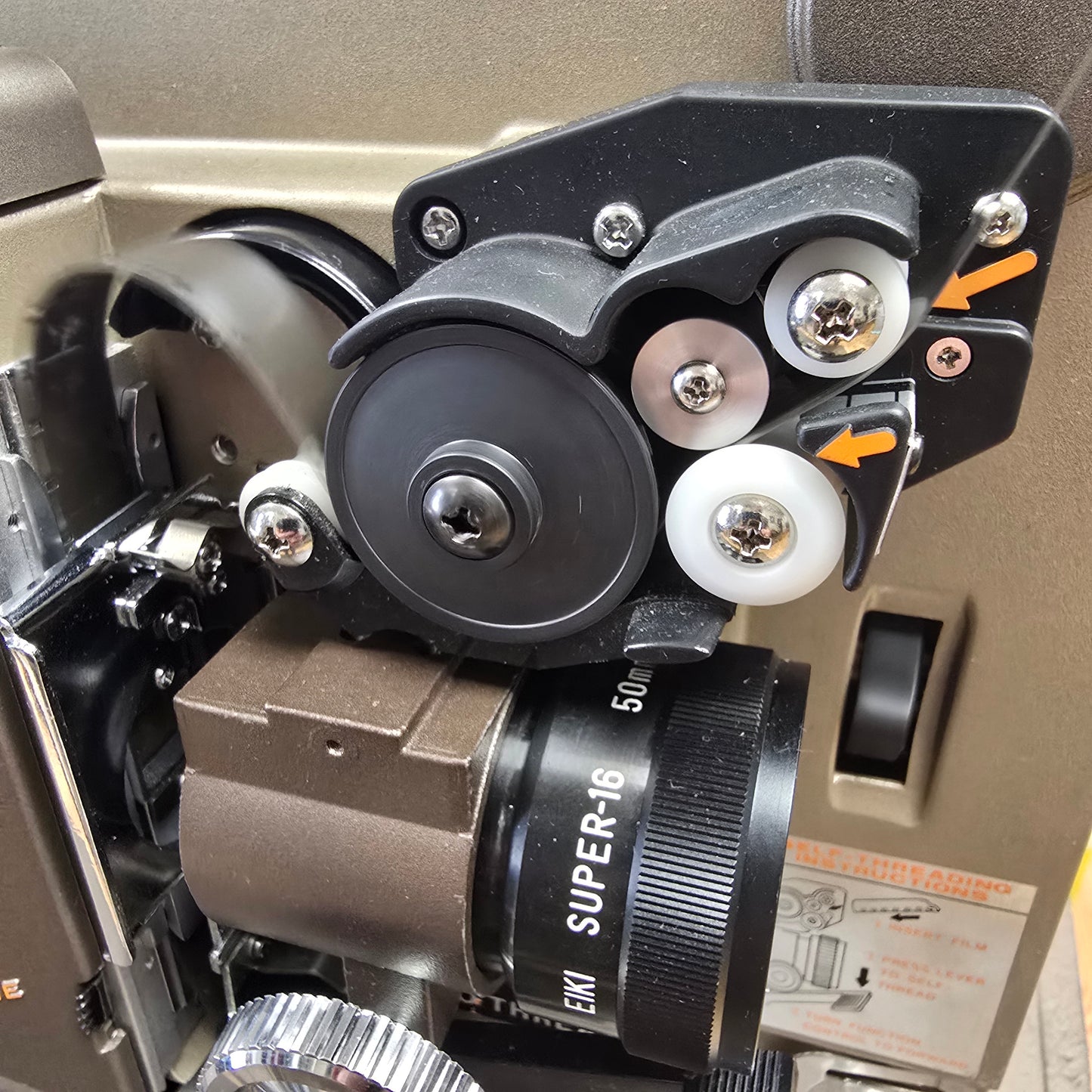 Eiki SNT-O / 3585 Slim Line 16mm Autoload Sound Projector S# 28915