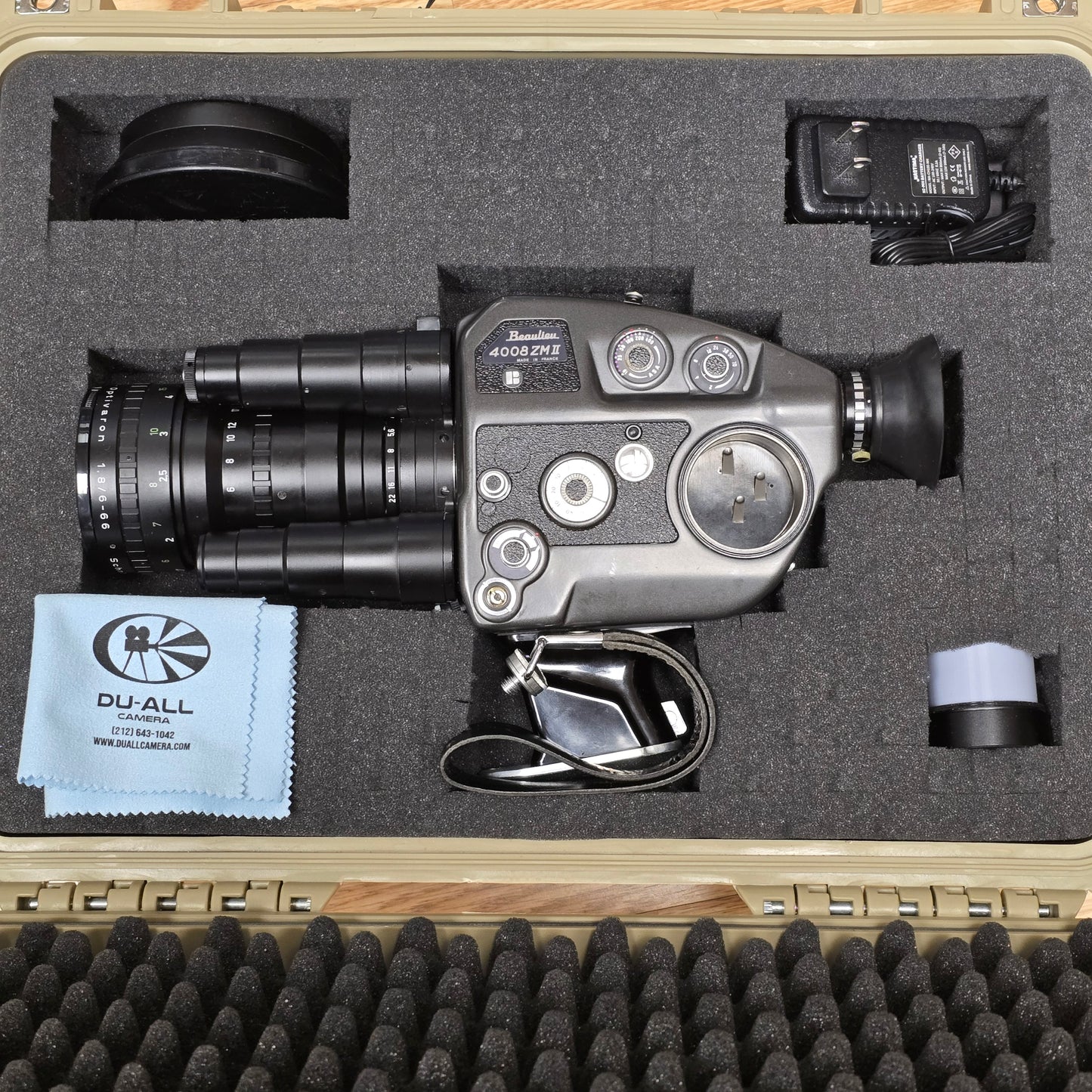 Beaulieu 4008 ZM2 Super 8mm Camera S# 922834 with Beaulieu-Optivaron Schneider-Kreuznach 6-66mm T1.8 Powered Zoom Lens S# 12543752