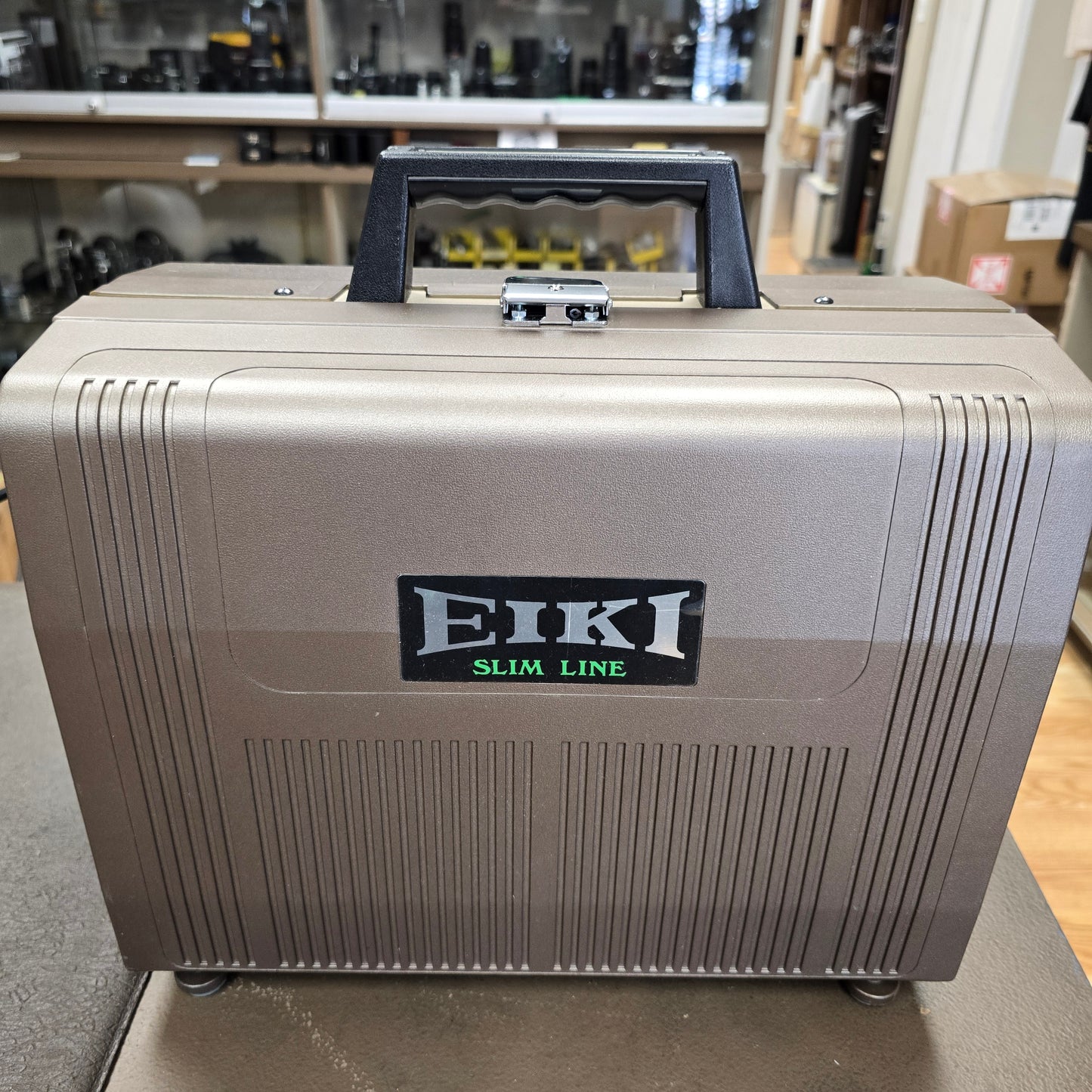Eiki SNT-O / 3585 Slim Line 16mm Autoload Sound Projector S# 28915