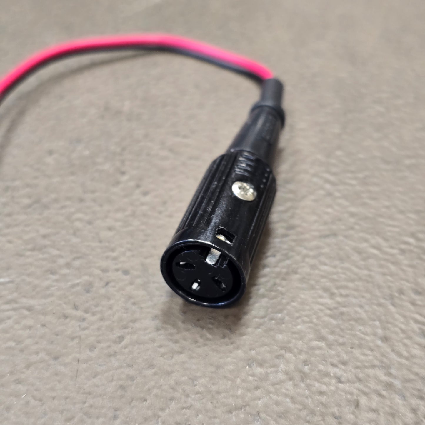 Beaulieu Charging adapter cable 3-Pin DIN Female - Tamiya