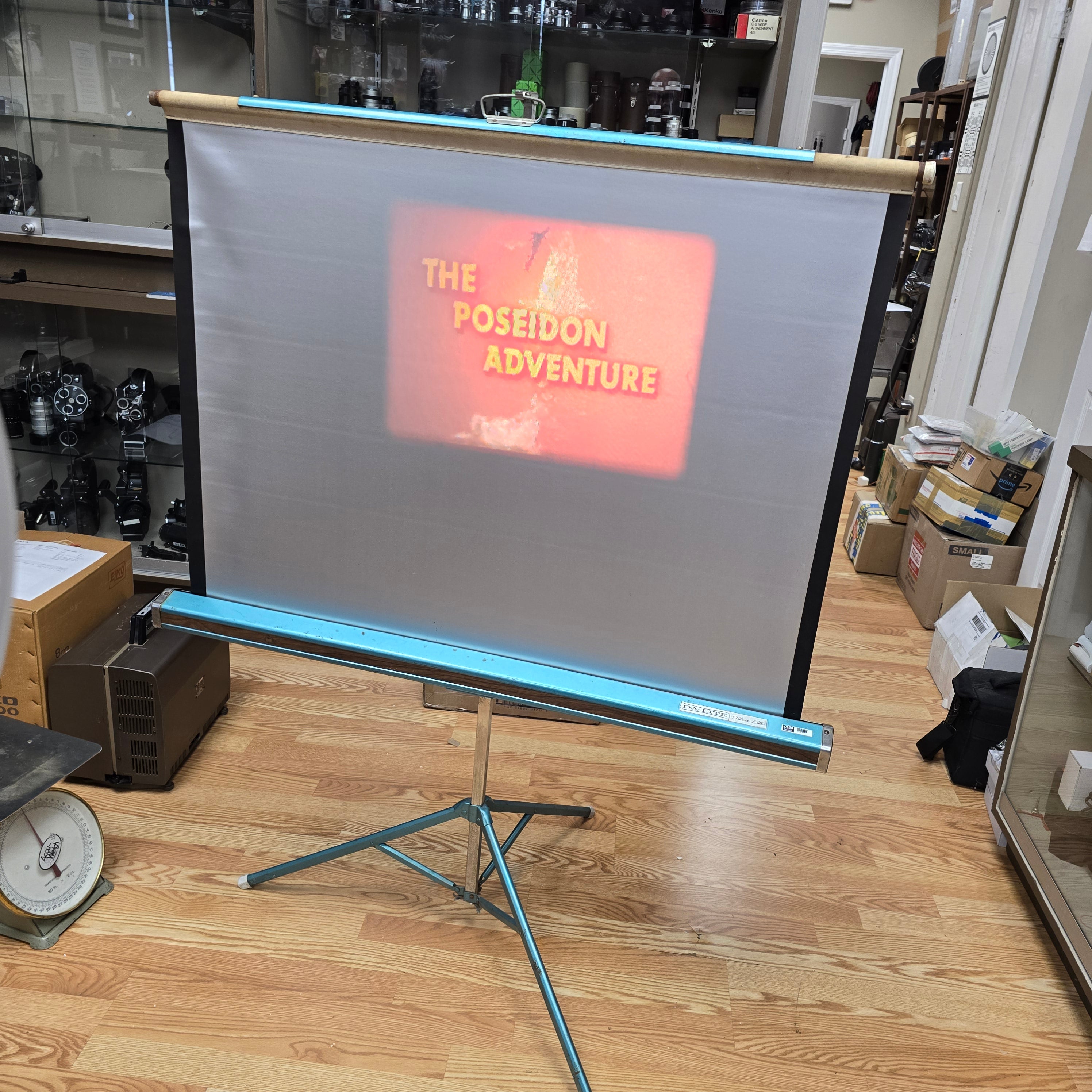 Elmo ST-600 M Super 8mm Sound Projector S# 405210 with Movie Film
