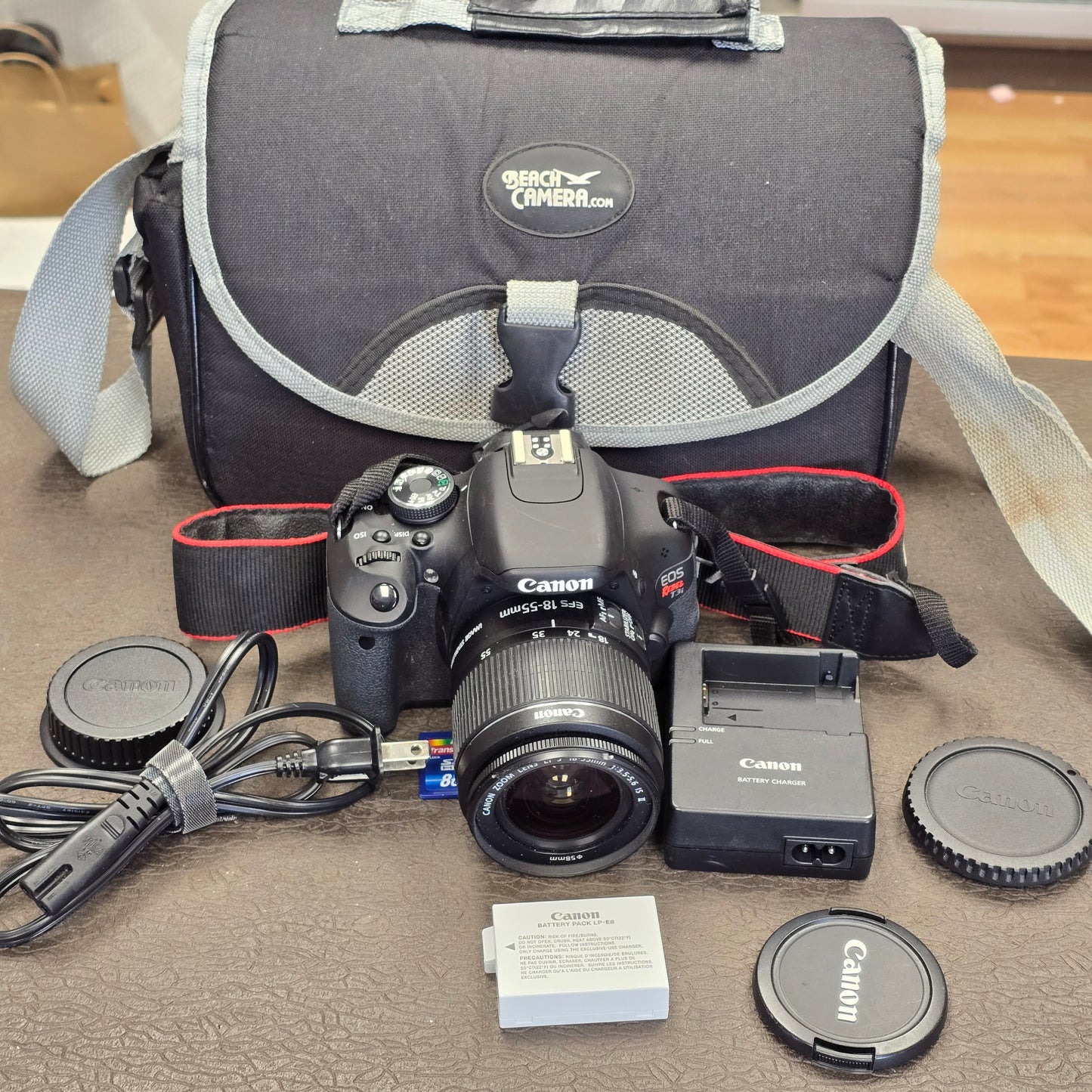 Canon EOS Rebel T3i DSLR Camera S# 232076194429 with Canon 18-55mm Zoom lens