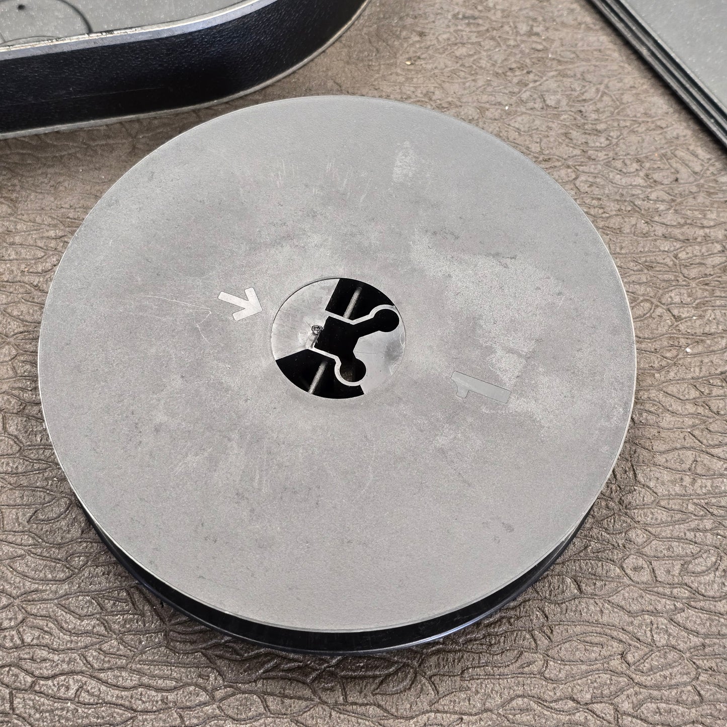 Cine-Kodak SpeciaI 200' 16mm Magazine S# 200-2813