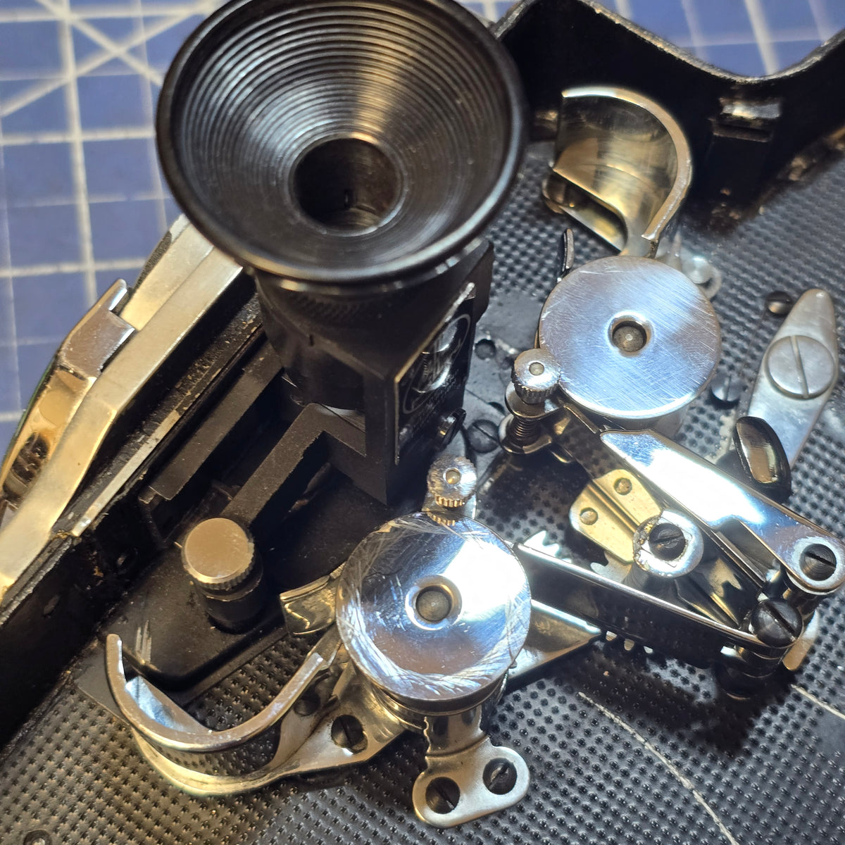 Bolex Prismatic Gate Focuser