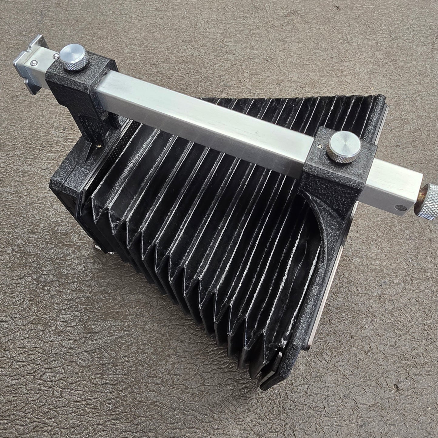 Arriflex 2"x2" Mattebox with 8" Beam S# 8666