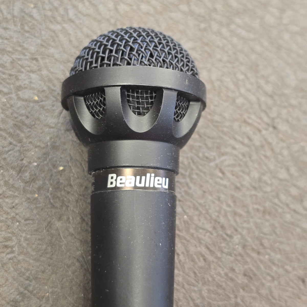 Beaulieu Uni Directional Dynamic Microphone Model  UD 777