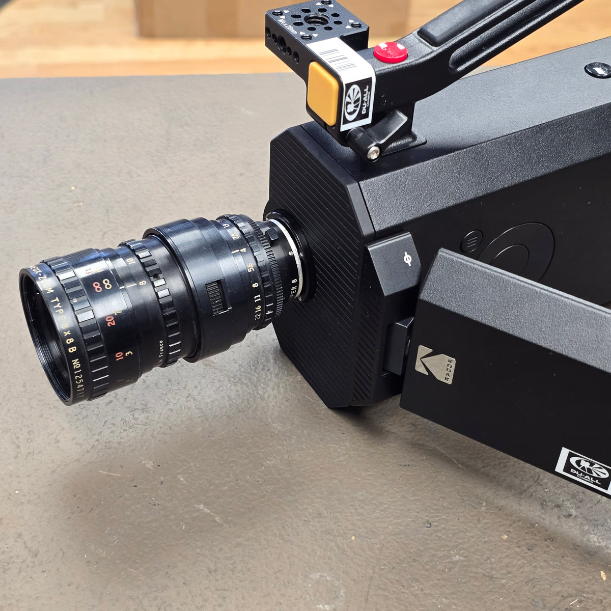 Angenieux 8-64mm f1.9 Zoom Lens Type 8x8B C-Mount for Super 8mm Cameras S# 1254717
