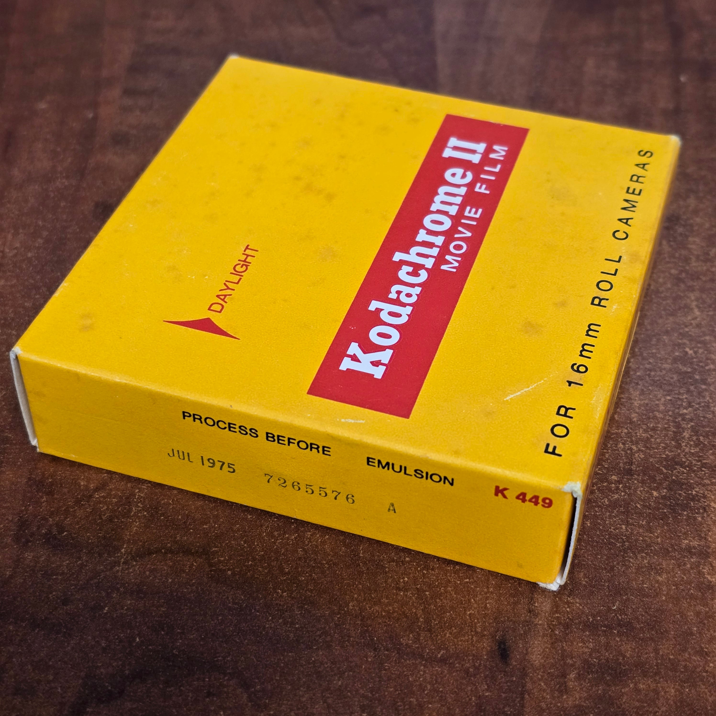 KODAK 16mm 100' Kodachrome II Color Film ( Expired Stock ) – Du