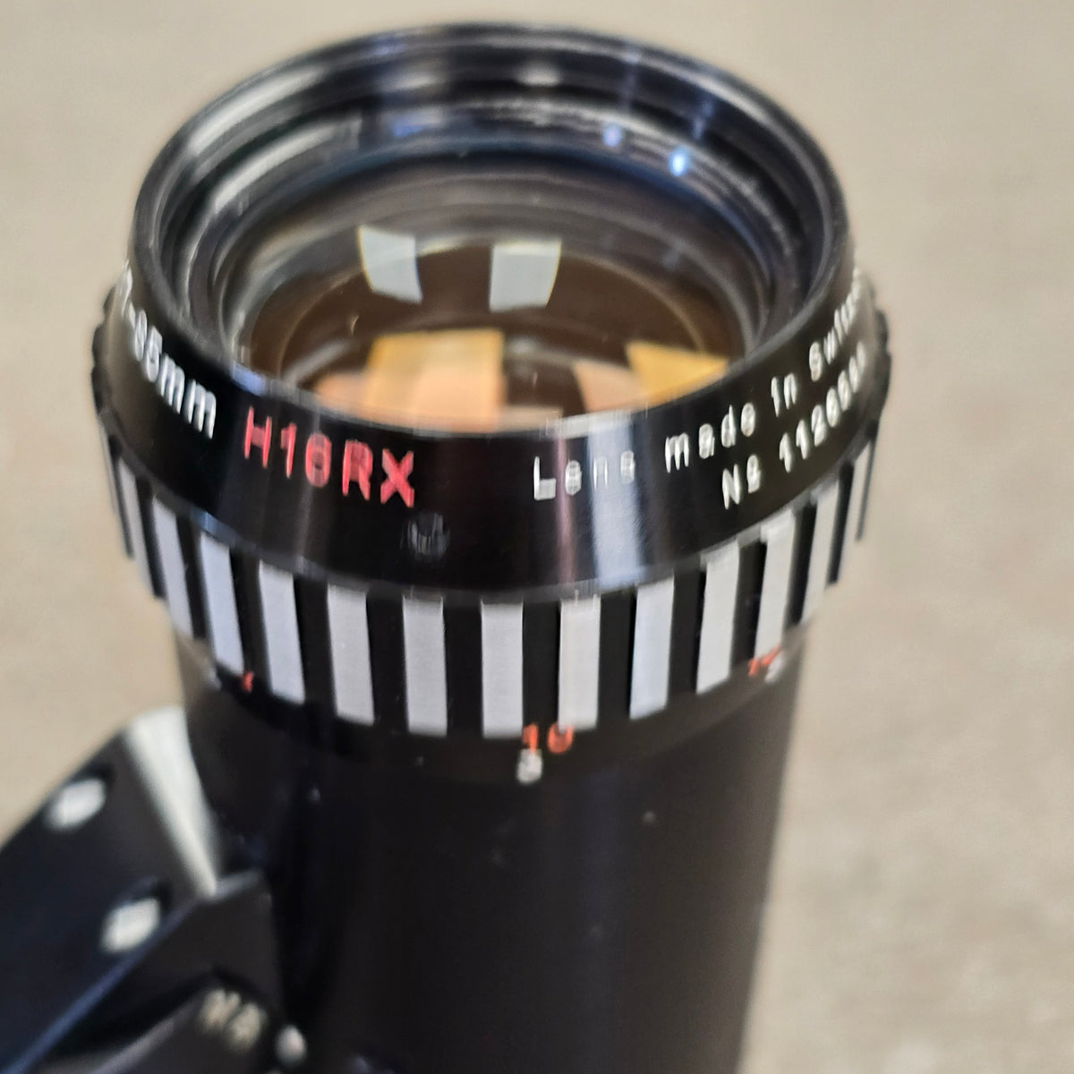 Kern Vario Switar Compact 17-85mm f3.5 H16RX Zoom lens C-Mount S# 1126588