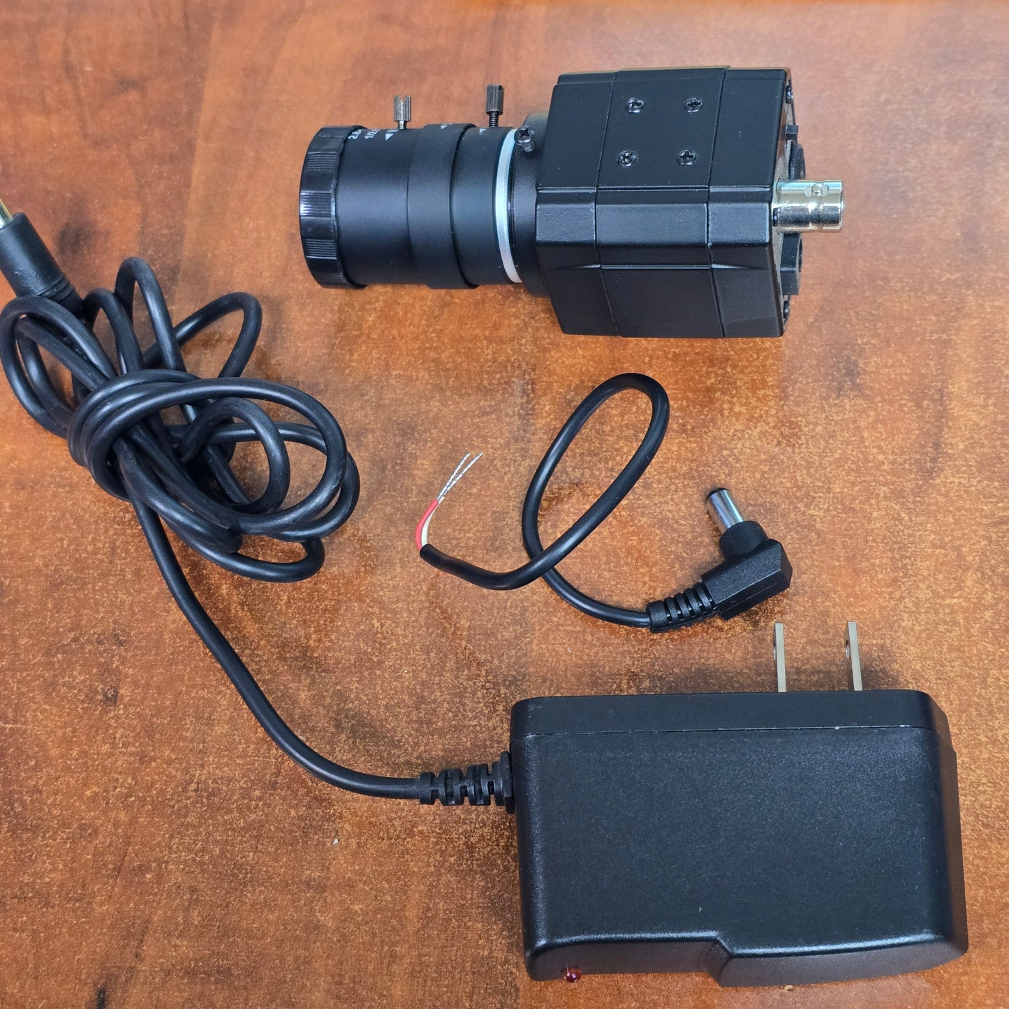 Mini 1/3" Sony CCD 700TVL CCTV Security DC Auto IRIS CS Mount Box Color Camera