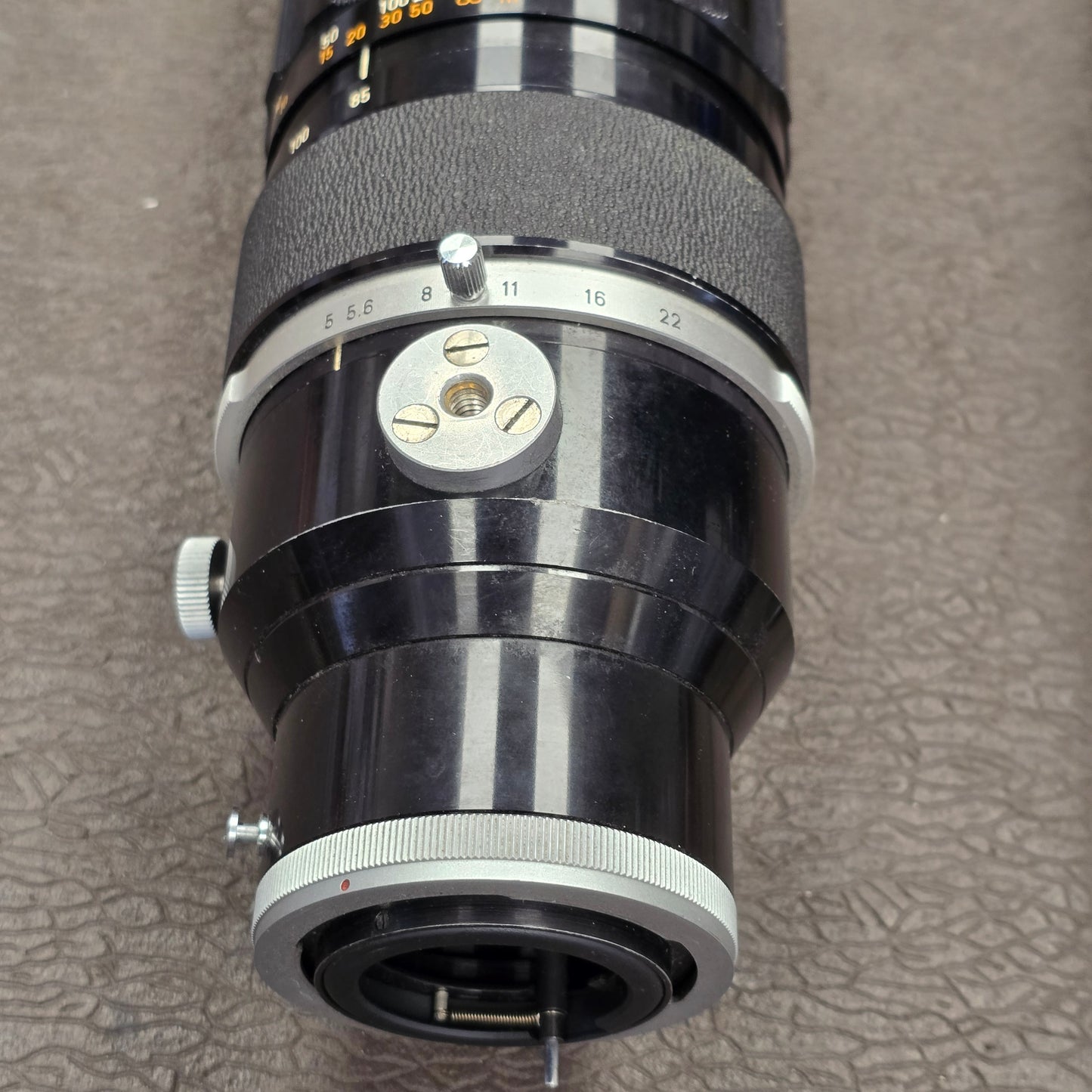 Canon Zoom Lens FL 85-300mm F5 Zoom Lens With Case S# 12381