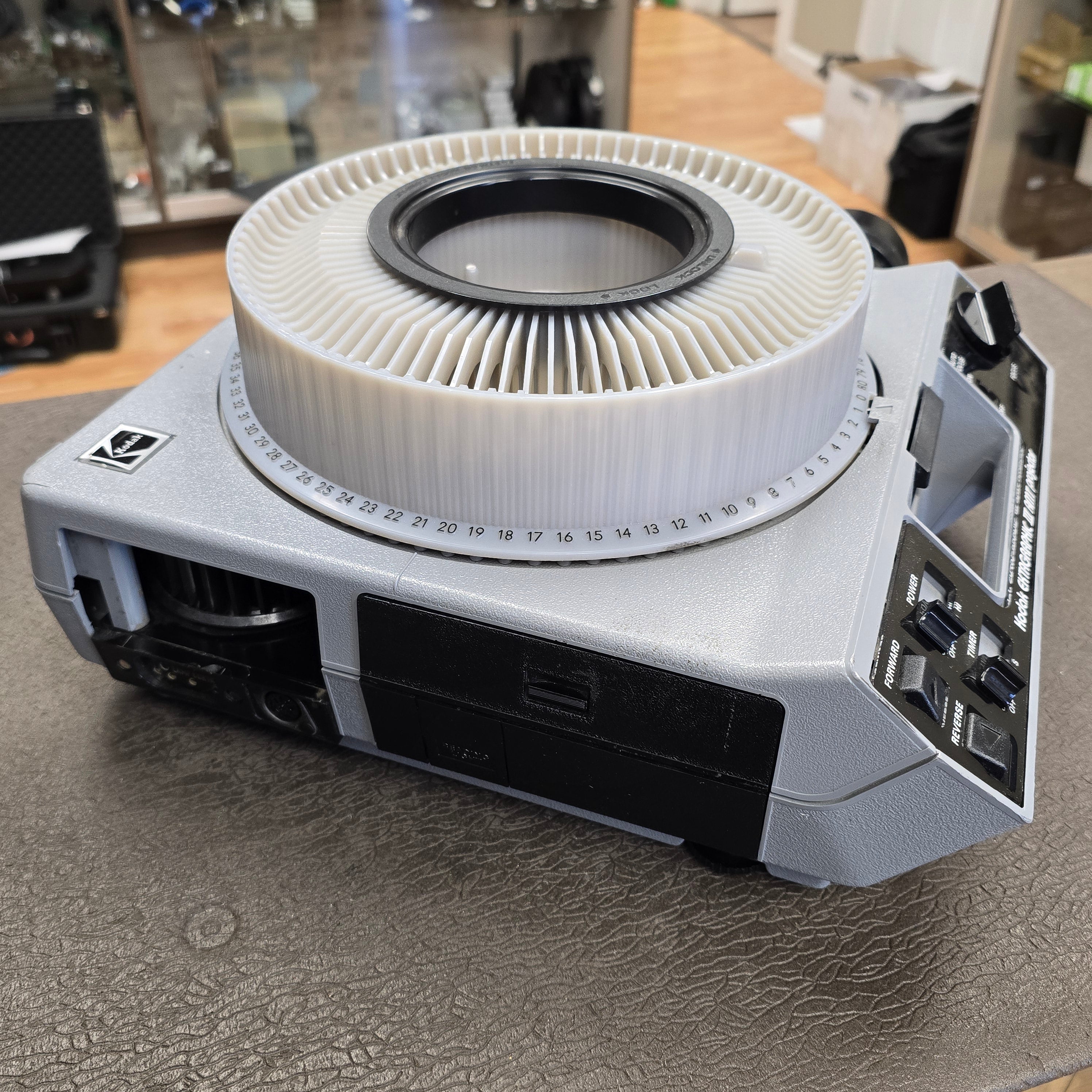 Kodak Ektagraphic III AMT 35mm Carousel Slide Projector with Zoom