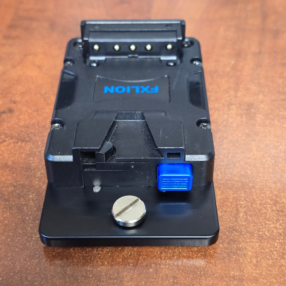 Bolex FXLION NANO V-Lock Plate with D-Tap 12 volts regulated S# 12VR also with Belt Clip Plate