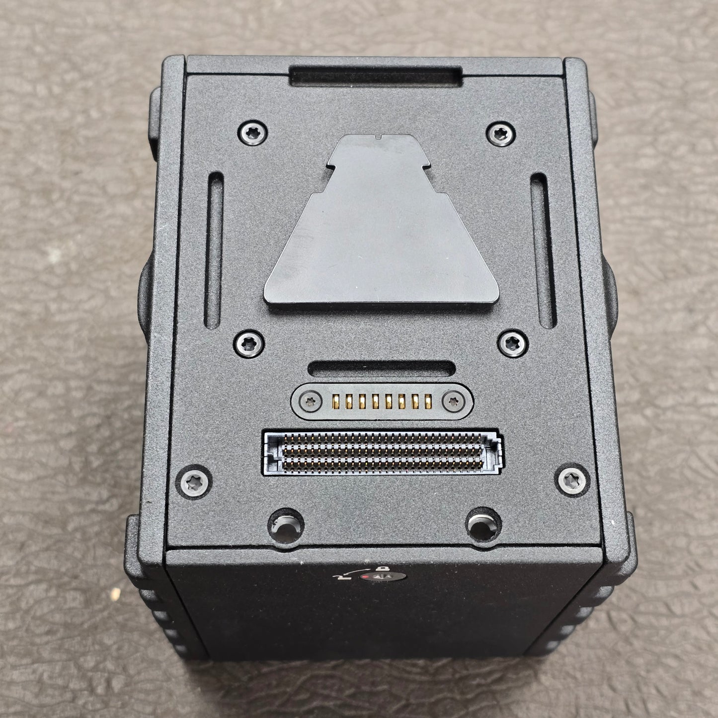 Red Digital Cinema Battery Module ( QUAD ) S# 7201028C5A46