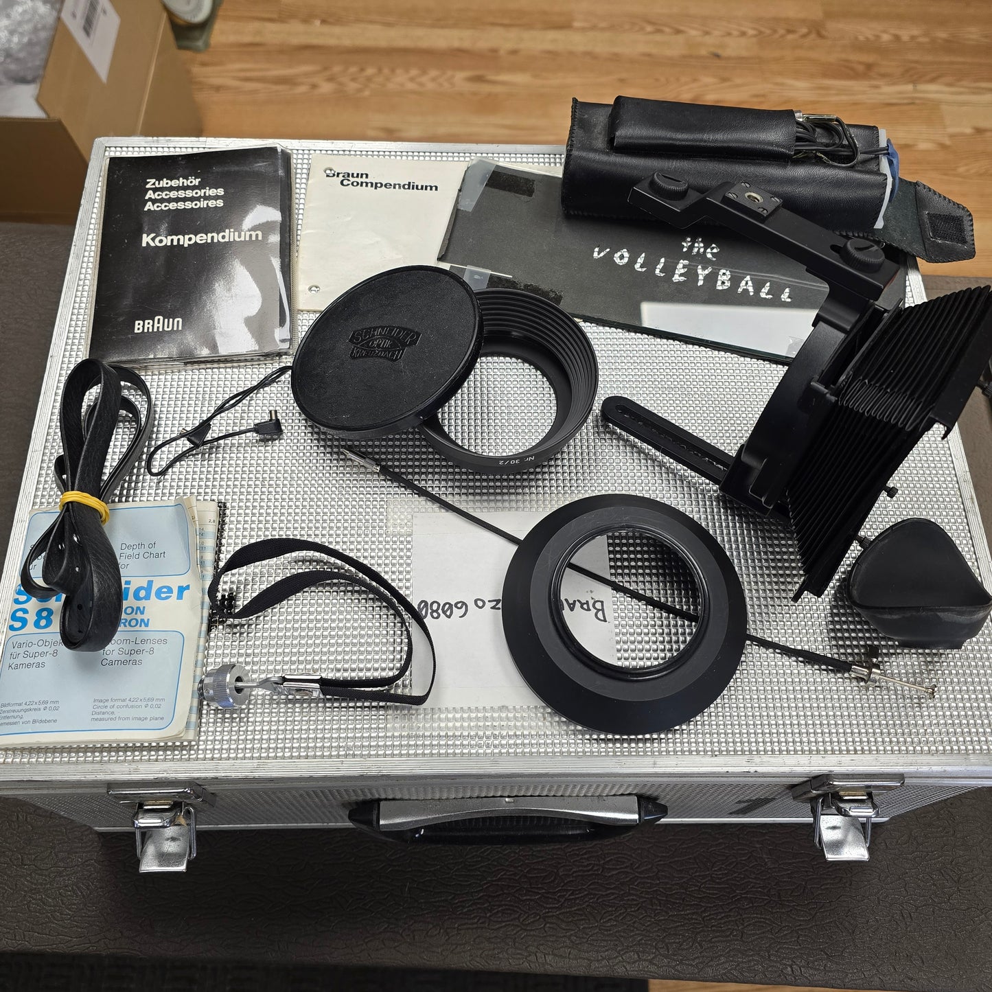 Braun Nizo Hammered Aluminum Case with Accessories for Nizo 6080/ 4080 / 6056 Model Cameras