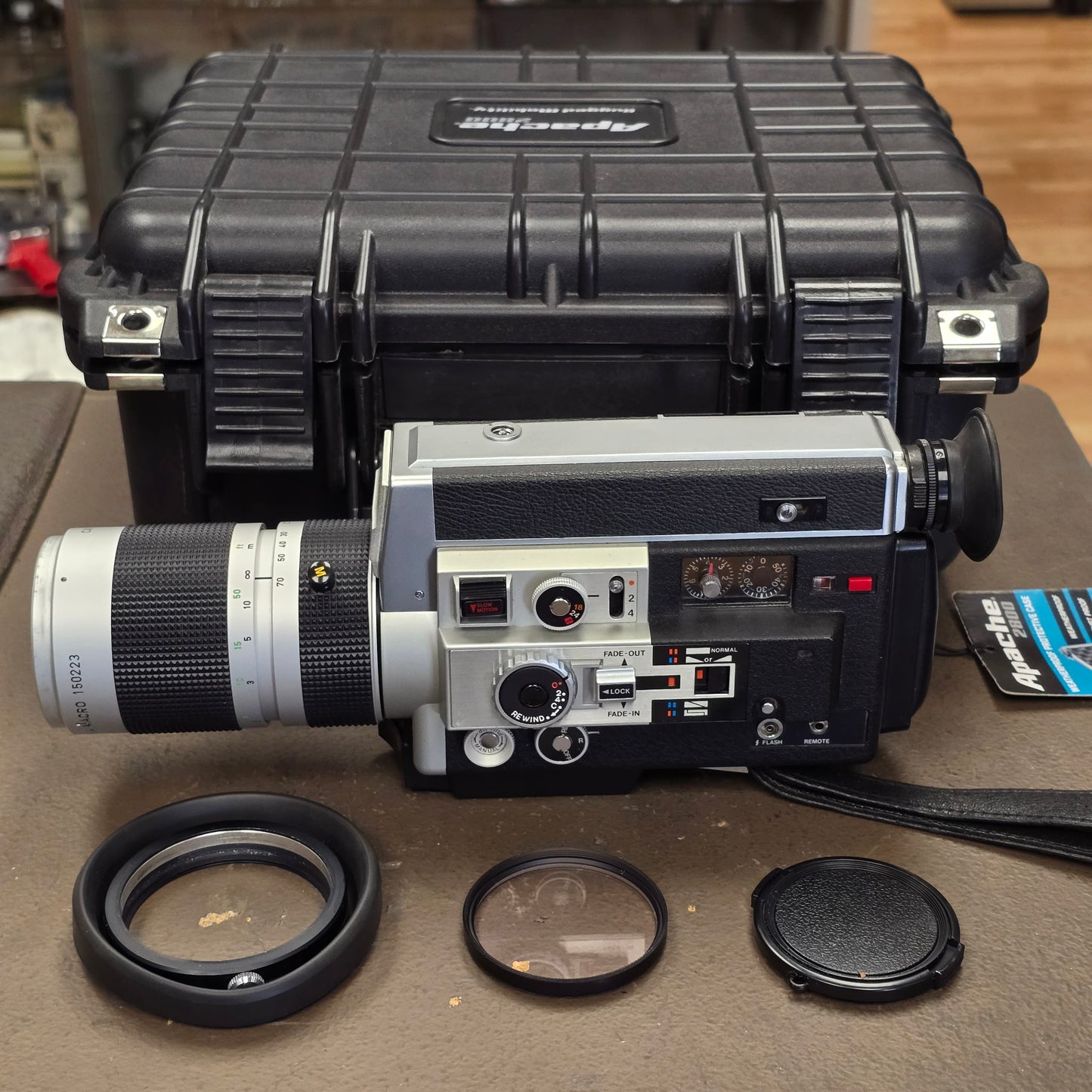 Canon 1014 Auto Zoom Electronic Super 8mm Camera S# 146964-150223