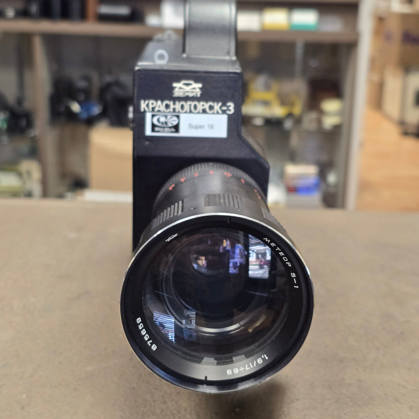 Krasnogorsk K-3 Super 16mm Camera S# 8702973 w/ Meteor 17-69mm Zoom lens S# 875659 with Case & Accessories