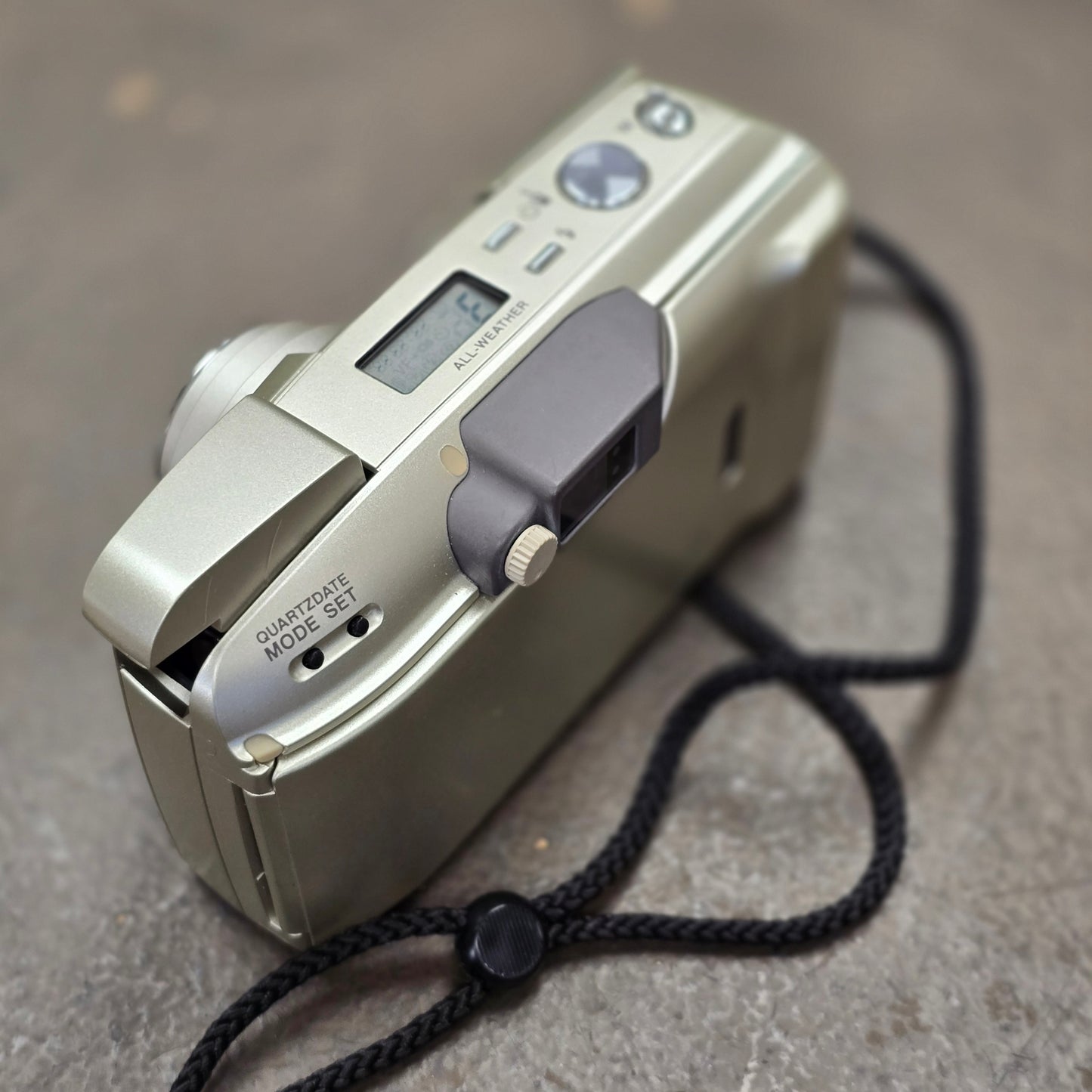 Olympus Stylus Epic Zoom 170 35mm All Weather Point & Shoot Camera With Case S# 4361150