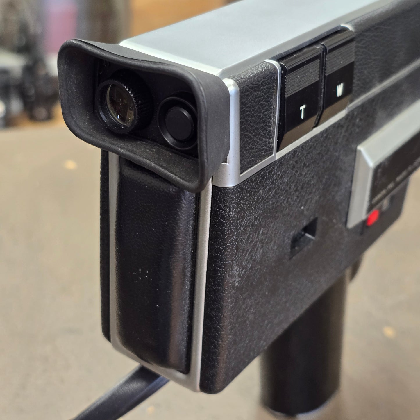 Canon 518 Auto Zoom SV (Special Version) Super 8mm Camera S# 262652 With Case
