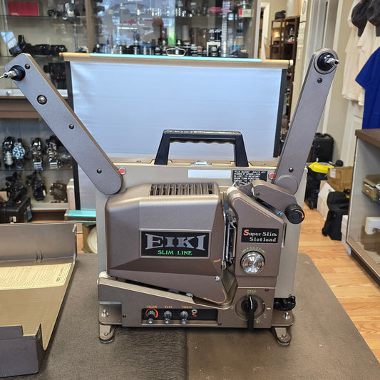 Eiki Slimline SSL-OL 16mm Slotload Sound Projector S# 50496