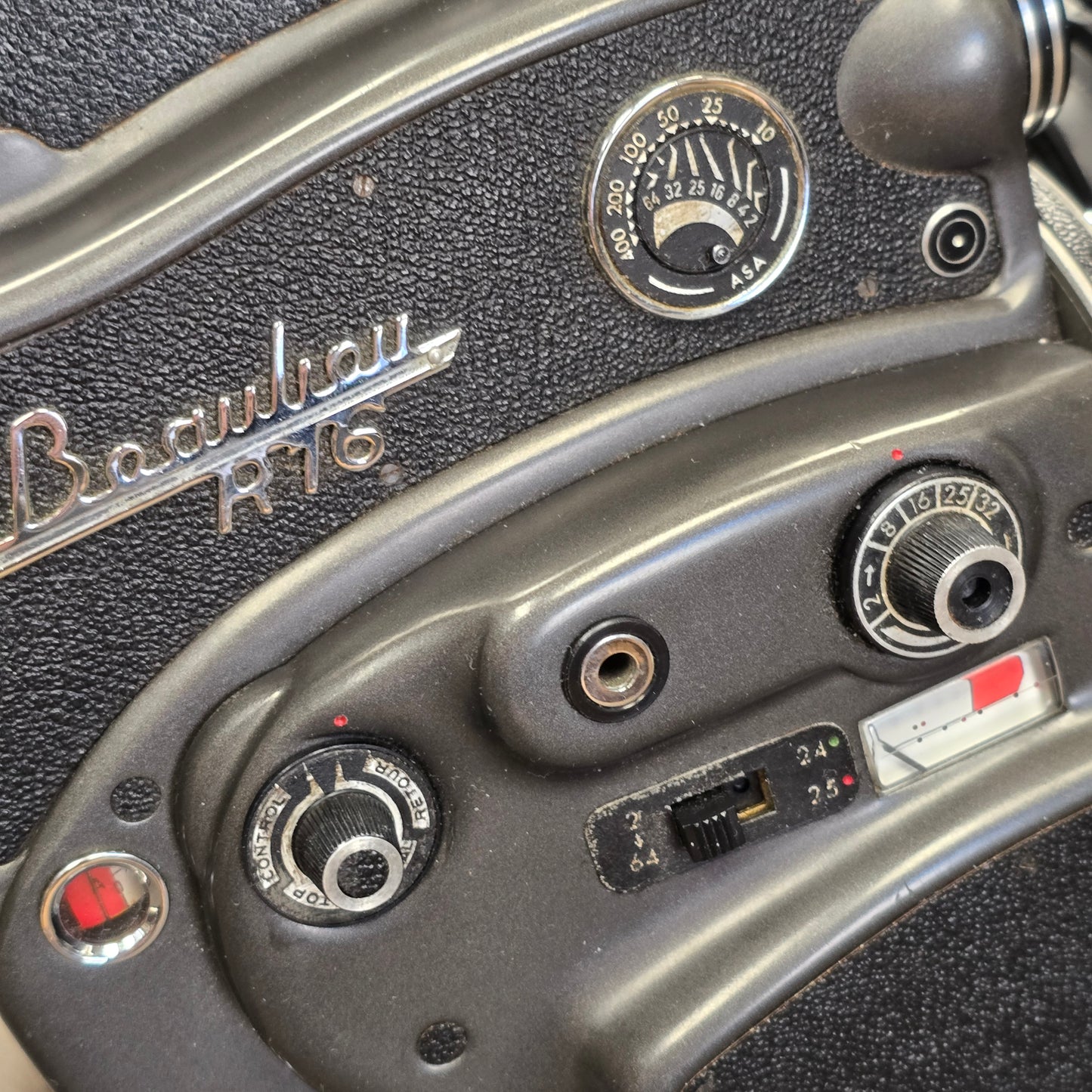 Beaulieu R-16 Camera Body S# 663661 with Angenieux 12.5-75mm Zoom lens S# 1194005