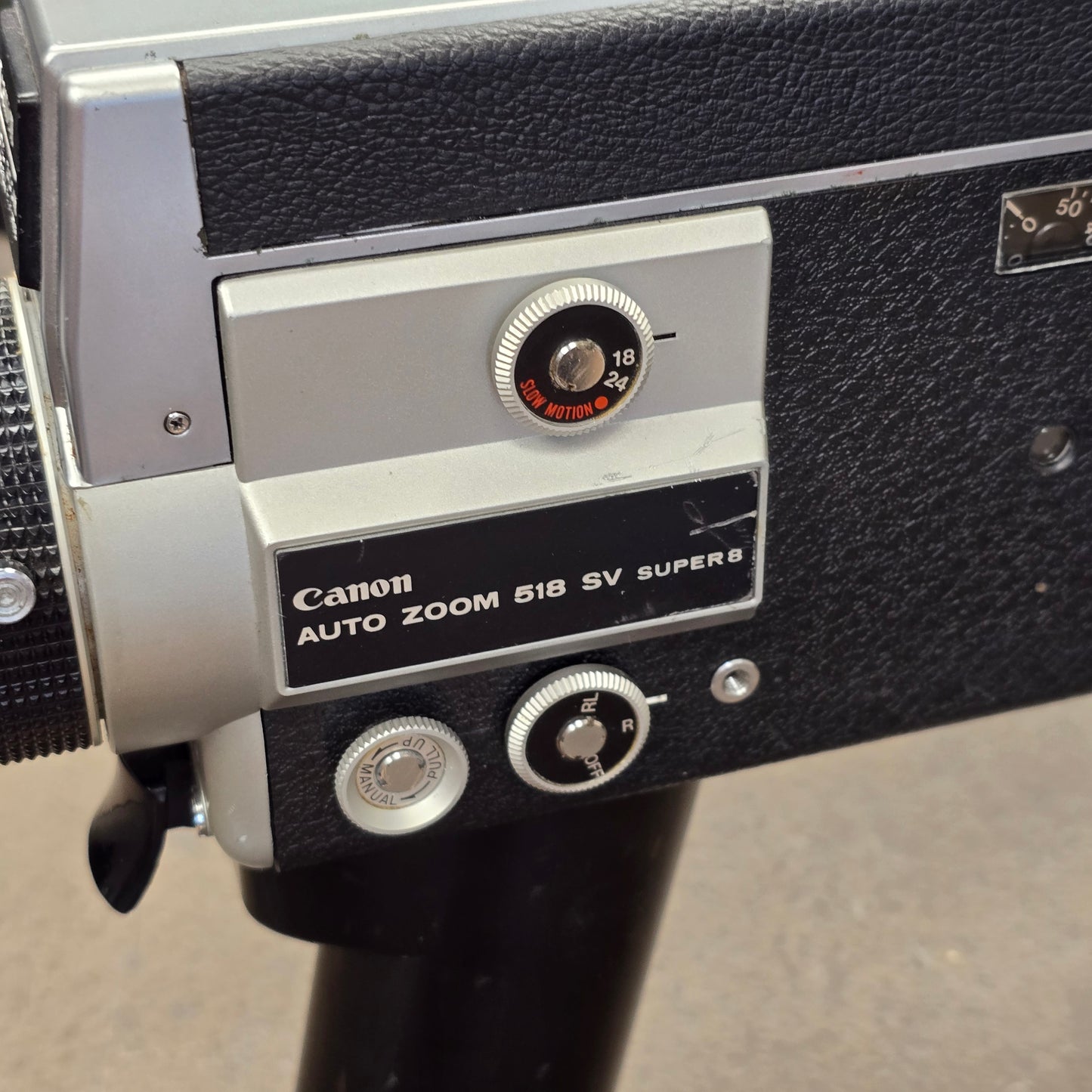 Canon 518 Auto Zoom SV (Special Version) Super 8mm Camera S# 262652 With Case