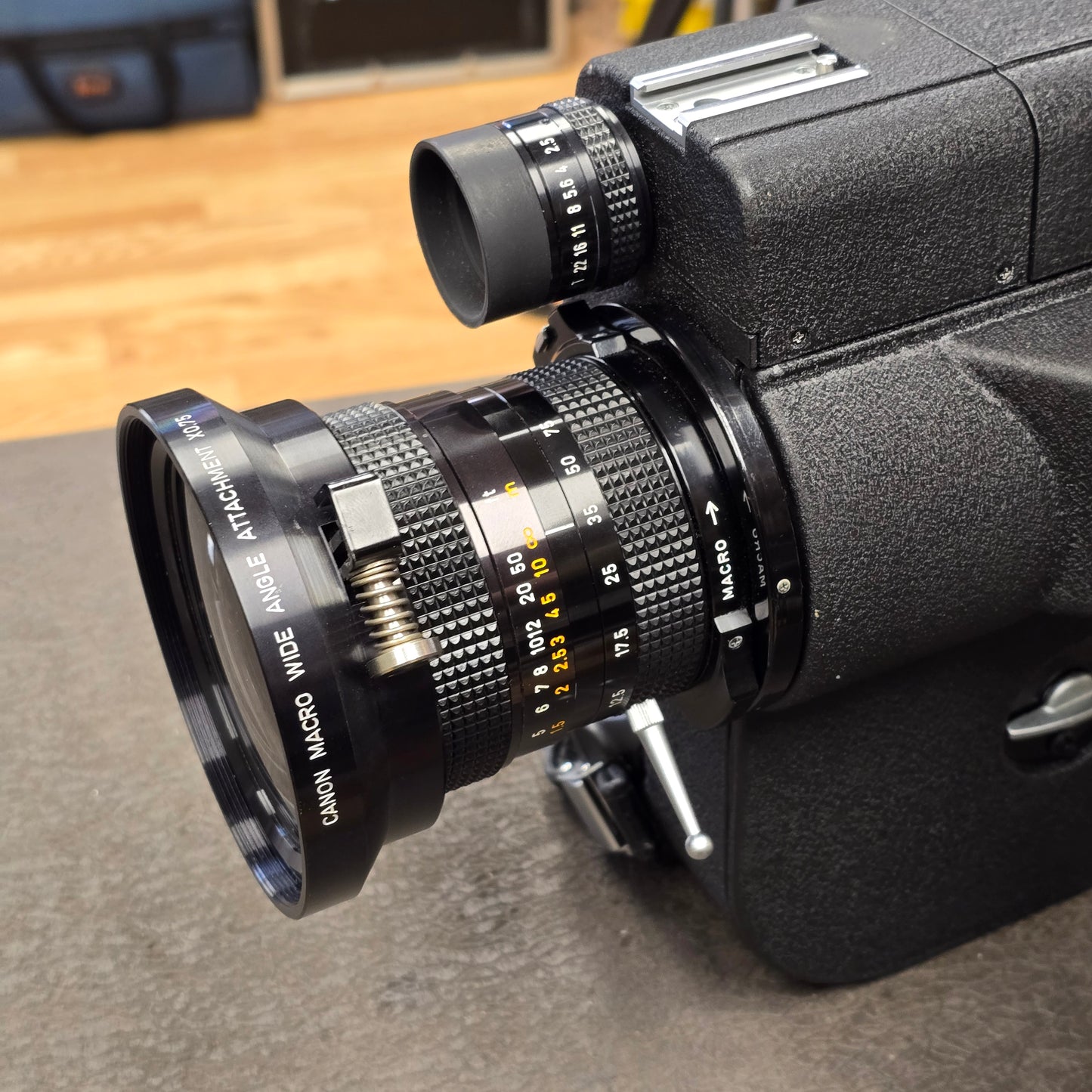 Canon X0.75 Clamp On Macro Wide Angle Attachment for Canon Scoopic Cameras