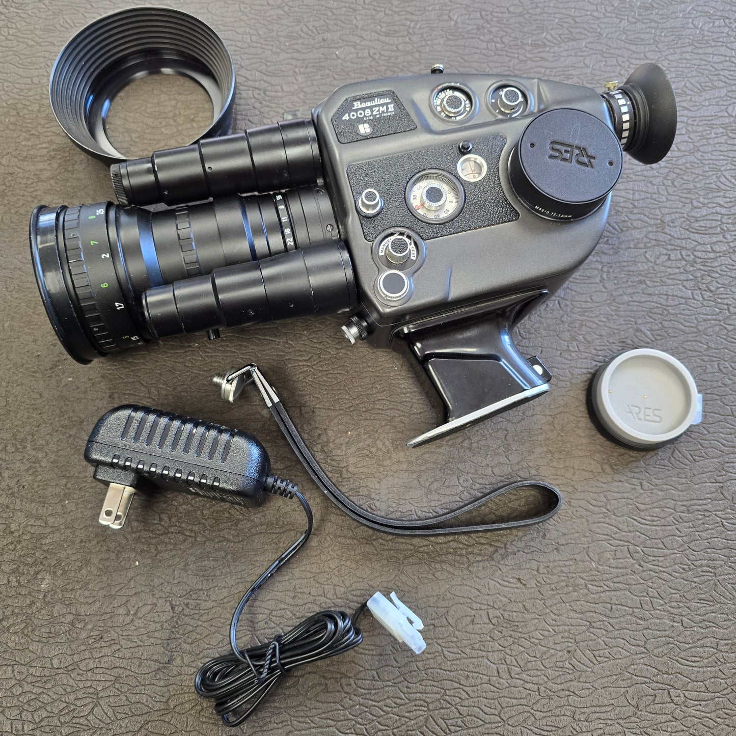 Beaulieu 4008 ZM2 Super 8mm Camera S# 911237 with Beaulieu-Optivaron Schneider-Kreuznach 6-66mm T1.8 Powered Zoom Lens S# 12125667