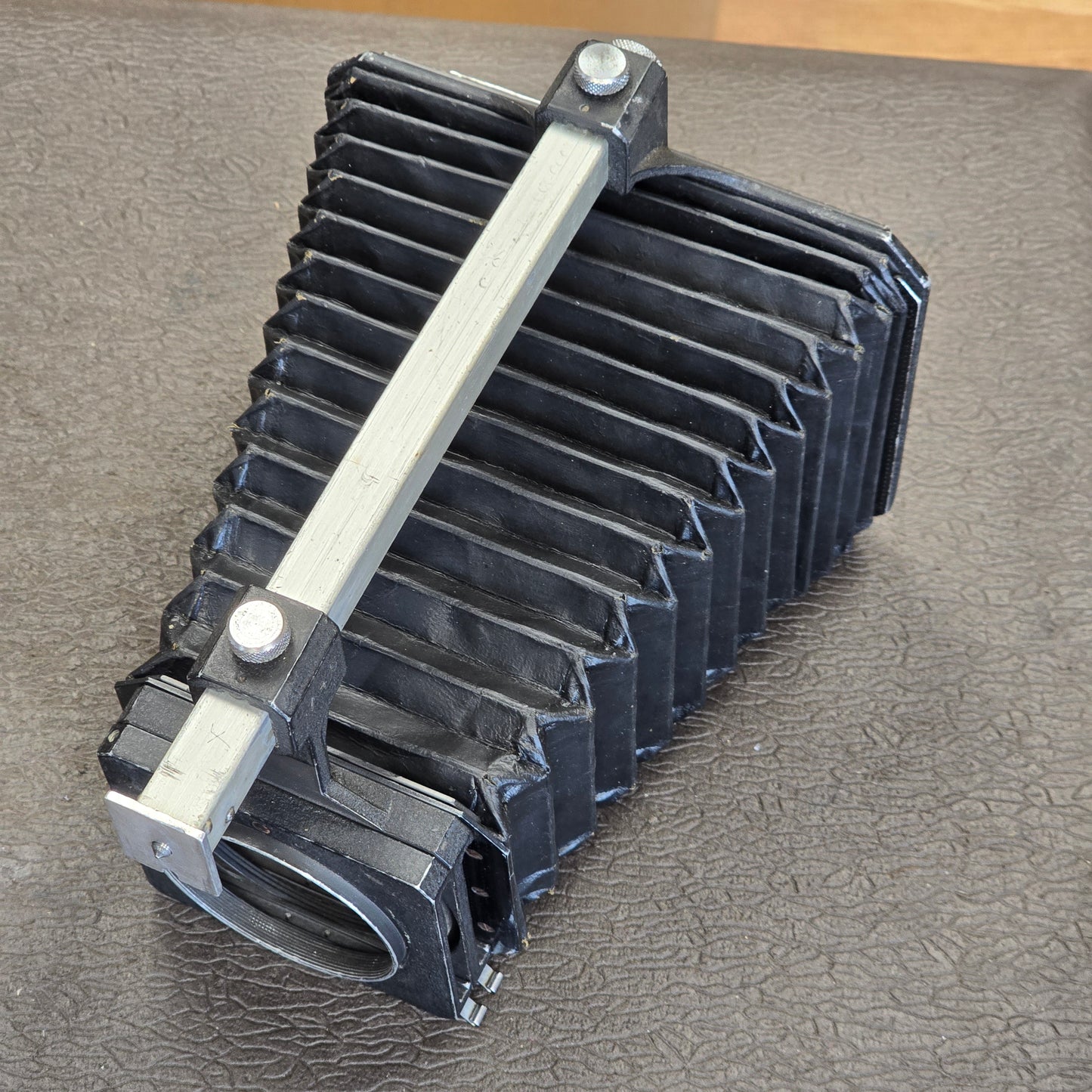 Arriflex 2"x2" Mattebox with 8" Beam S# 7411