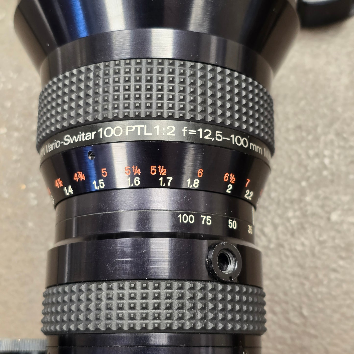 Kern Macro Vario-Switar 100 PTL Multicoated, f/2.0 12.5mm-100mm S# 1120443 "TTL Auto/Manual Exposure Bolex Bayonet Mount