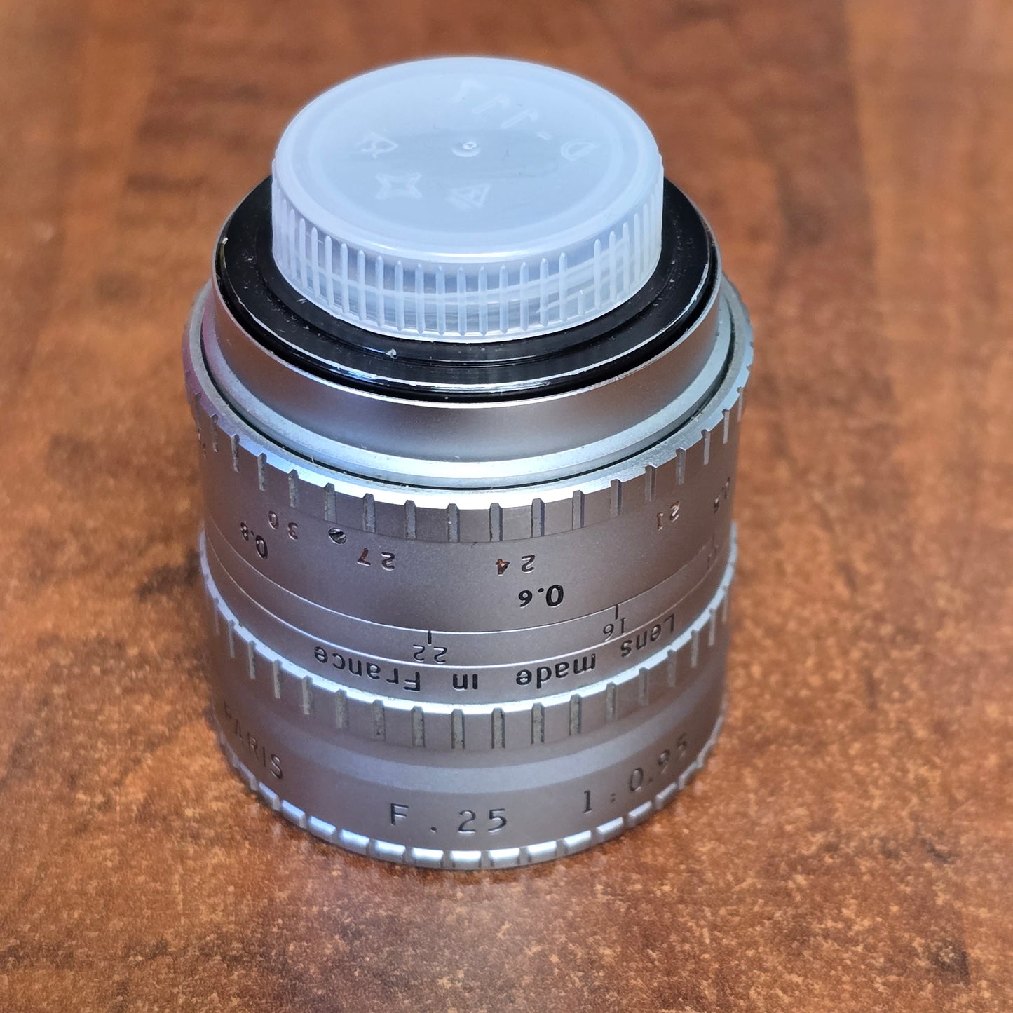 Angenieux Paris 25mm f0.95 Type M1 C-Mount lens S# 1166718