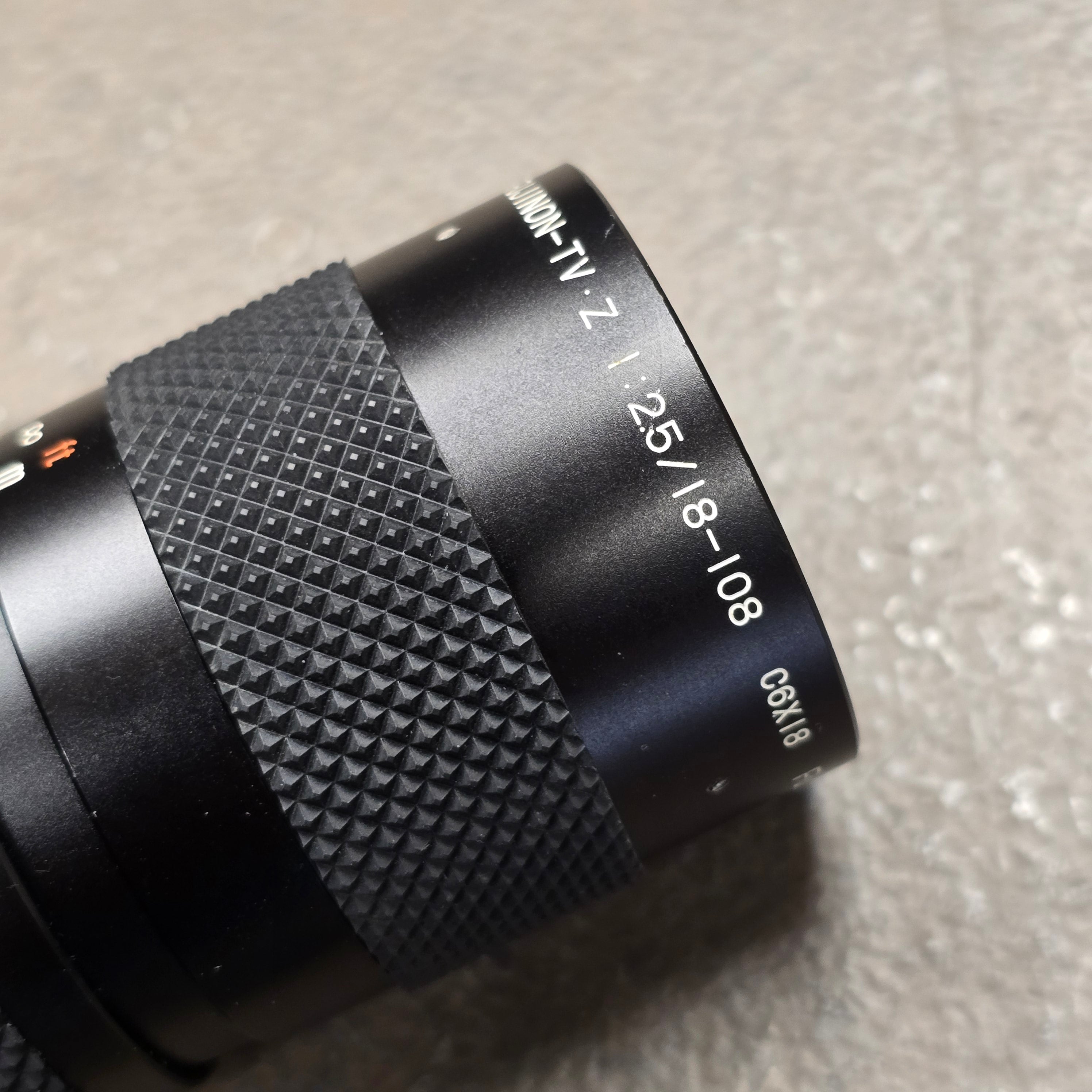 Fujinon-TV 18-108mm t/2.5 C6X18 C-Mount Zoom Lens S# 513893 – Du