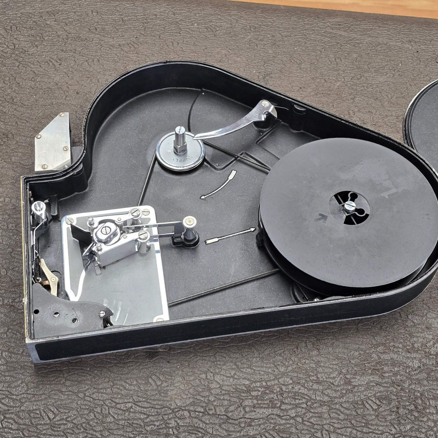 Cine-Kodak SpeciaI 200' 16mm Magazine S# 200-2813