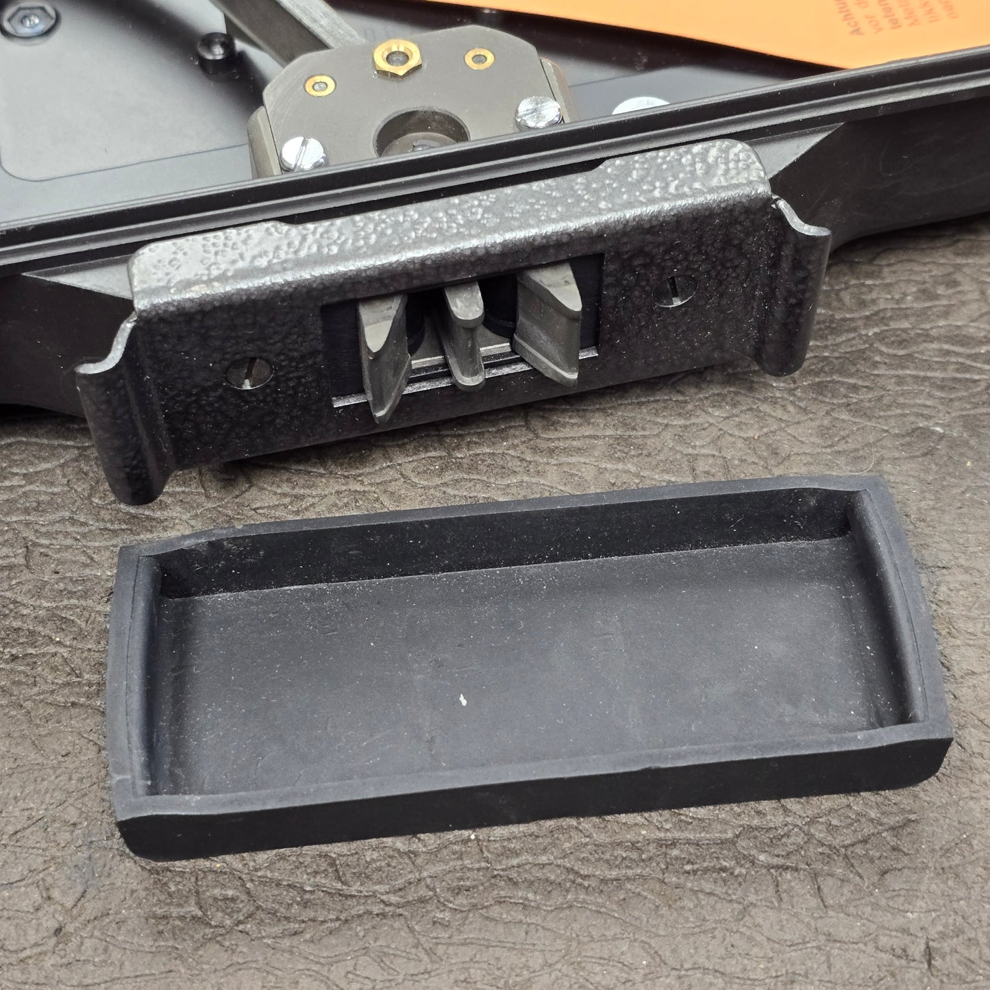 Bolex 400' Magazine with Core adapters S# KA18061 ( NEW )