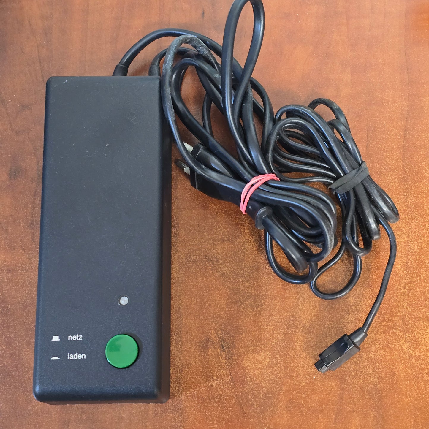 Braun Nizo SRN80 AC Power Charger / External Battery Supply