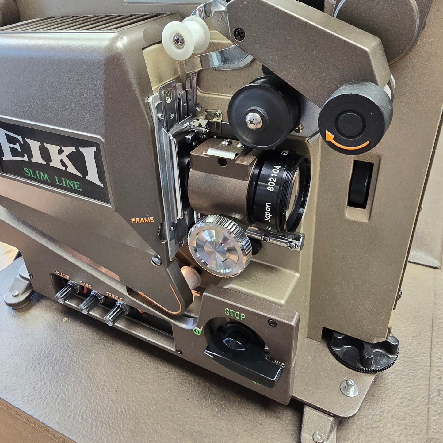 Eiki Slimline SSL-O 3580 16mm Slotload Sound Projector S# 57729