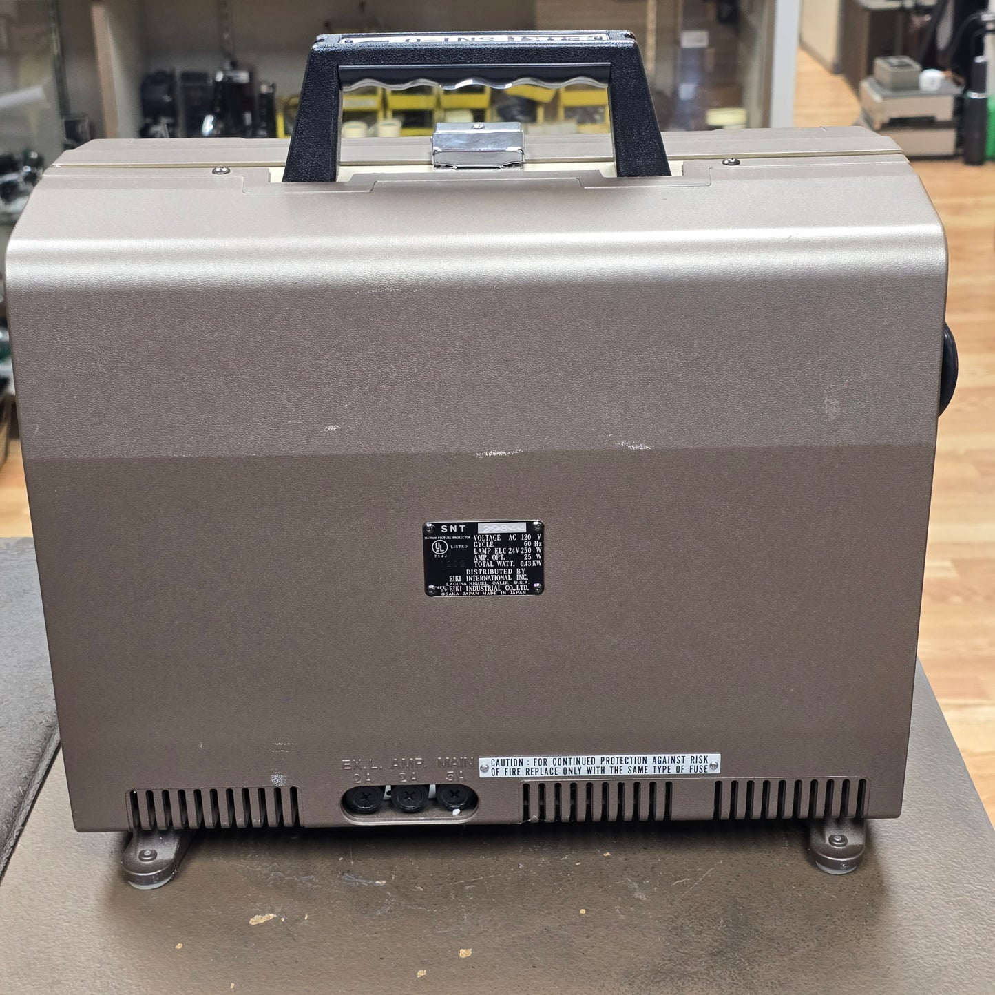 Eiki SNT-O Slim Line 16mm Autoload Sound Projector S# 29844