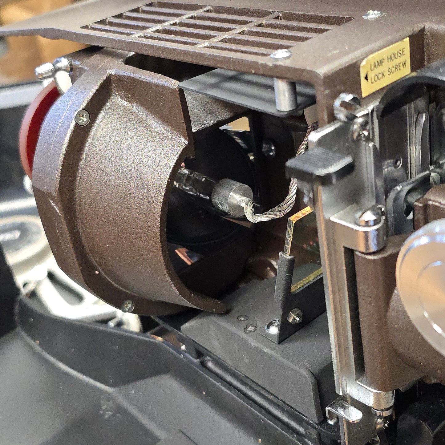 Eiki EX-2000N Xenon 16mm Sound Projector S# 1465