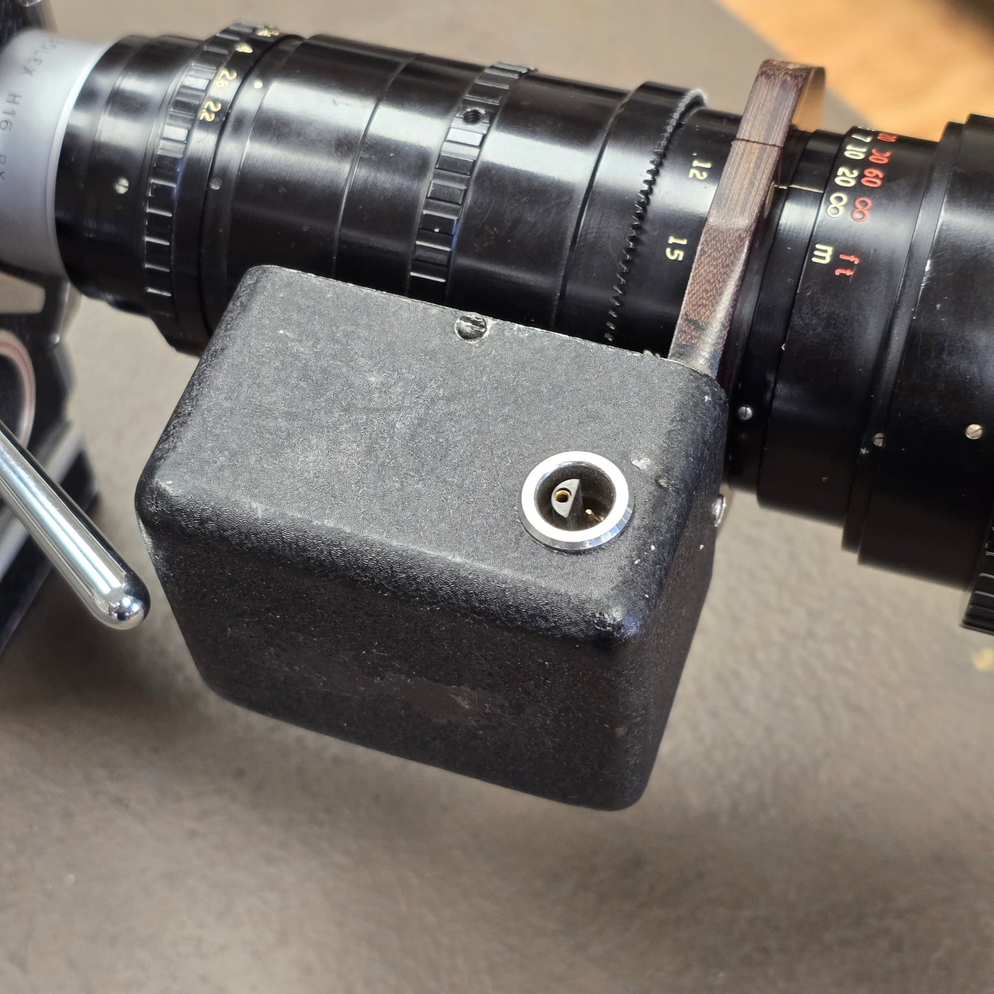 Motorized Zoom Control for Angenieux 12-120mm & Angenieux 15-150mm  Zoom lenses
