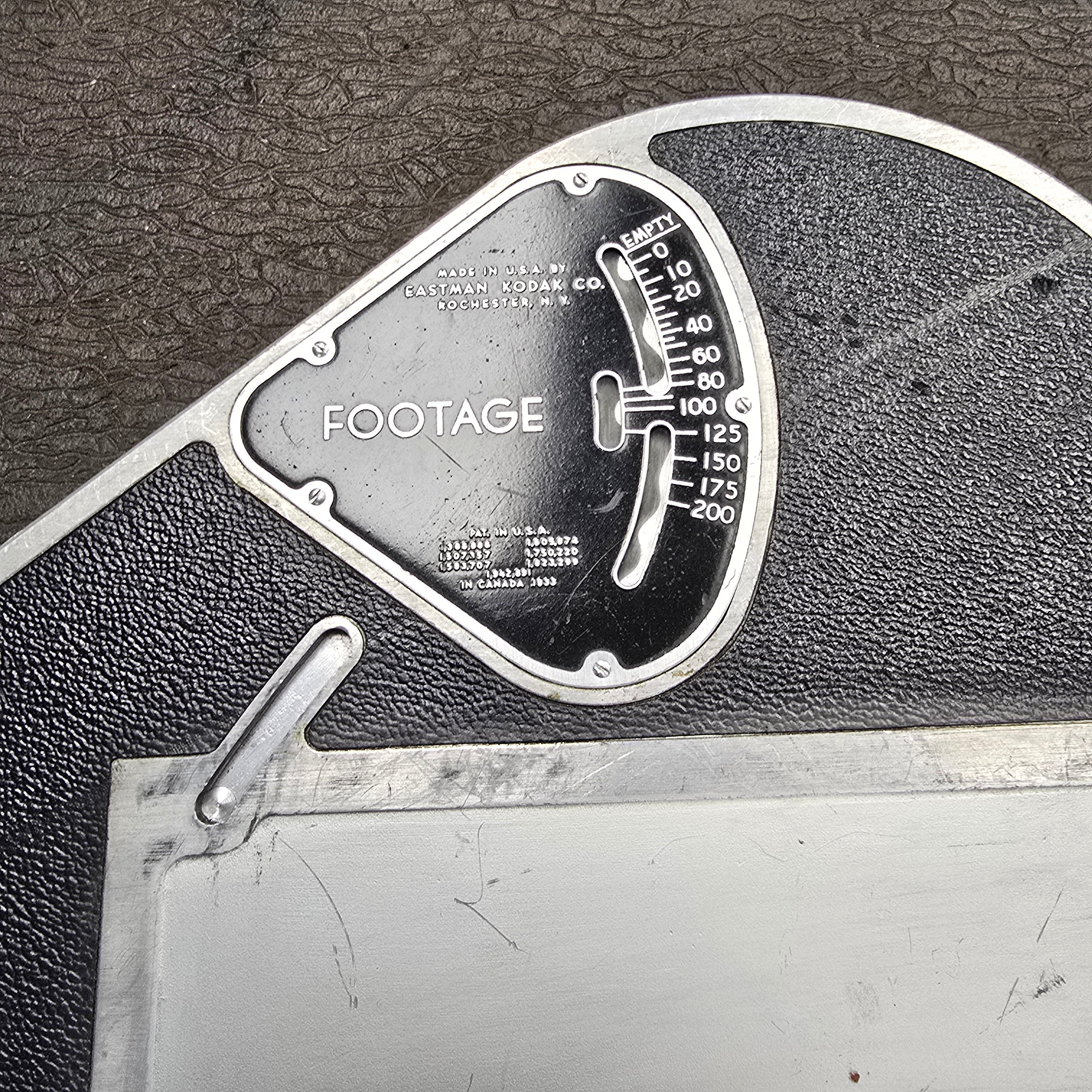 Cine-Kodak SpeciaI 200' 16mm Magazine S# 200-2813 – Du-All Camera