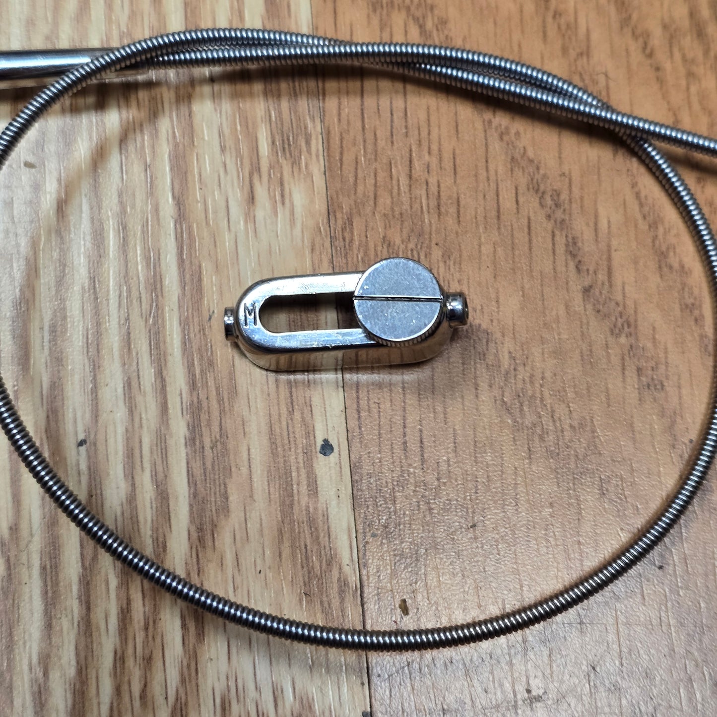 Bolex Metal cable release 20" with Side adapter socket