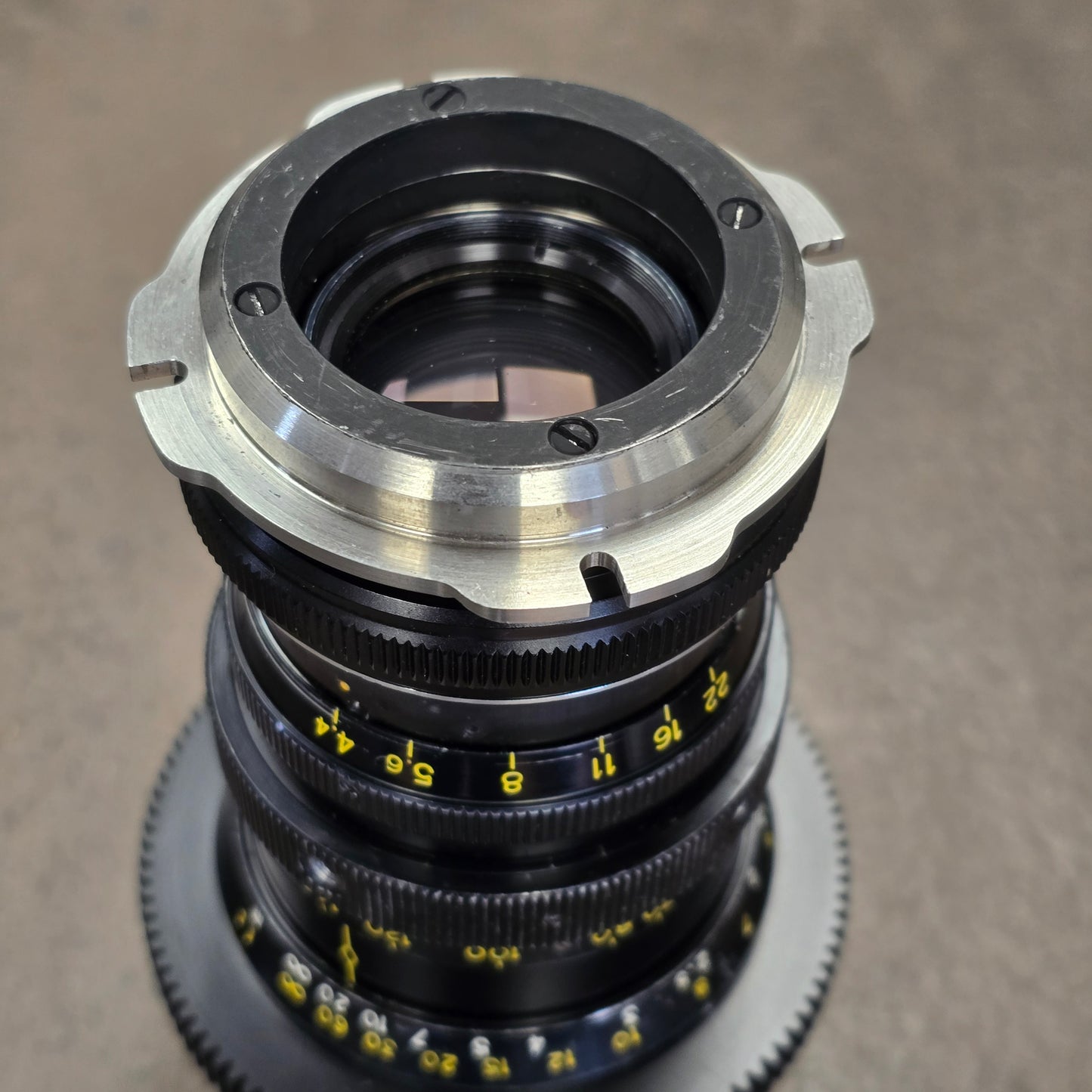 Angenieux 35-140mm T4.4 PL Mount Zoom Lens S# 1036338 With Case